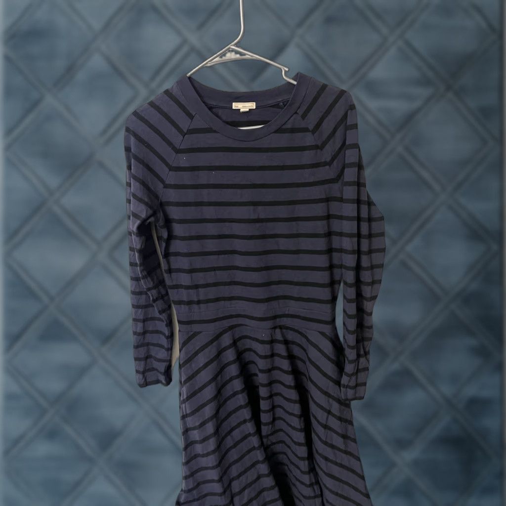 Gap GAP Long Sleeve Dress Women Blue Striped Size S Small 100% Cotton Sheath Dress Long Sleeve Vintage? (Wait not allowed) Size S / US 4 / IT 40 - 1 Thumbnail