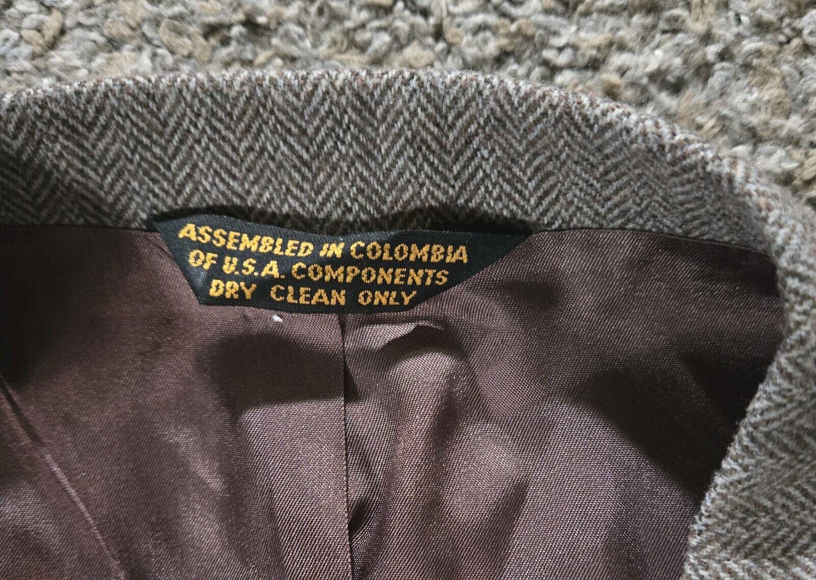 Stafford Stafford Herringbone Pattern 3 Piece Suit 44S SEE MEASURE Size 38R - 4 Thumbnail