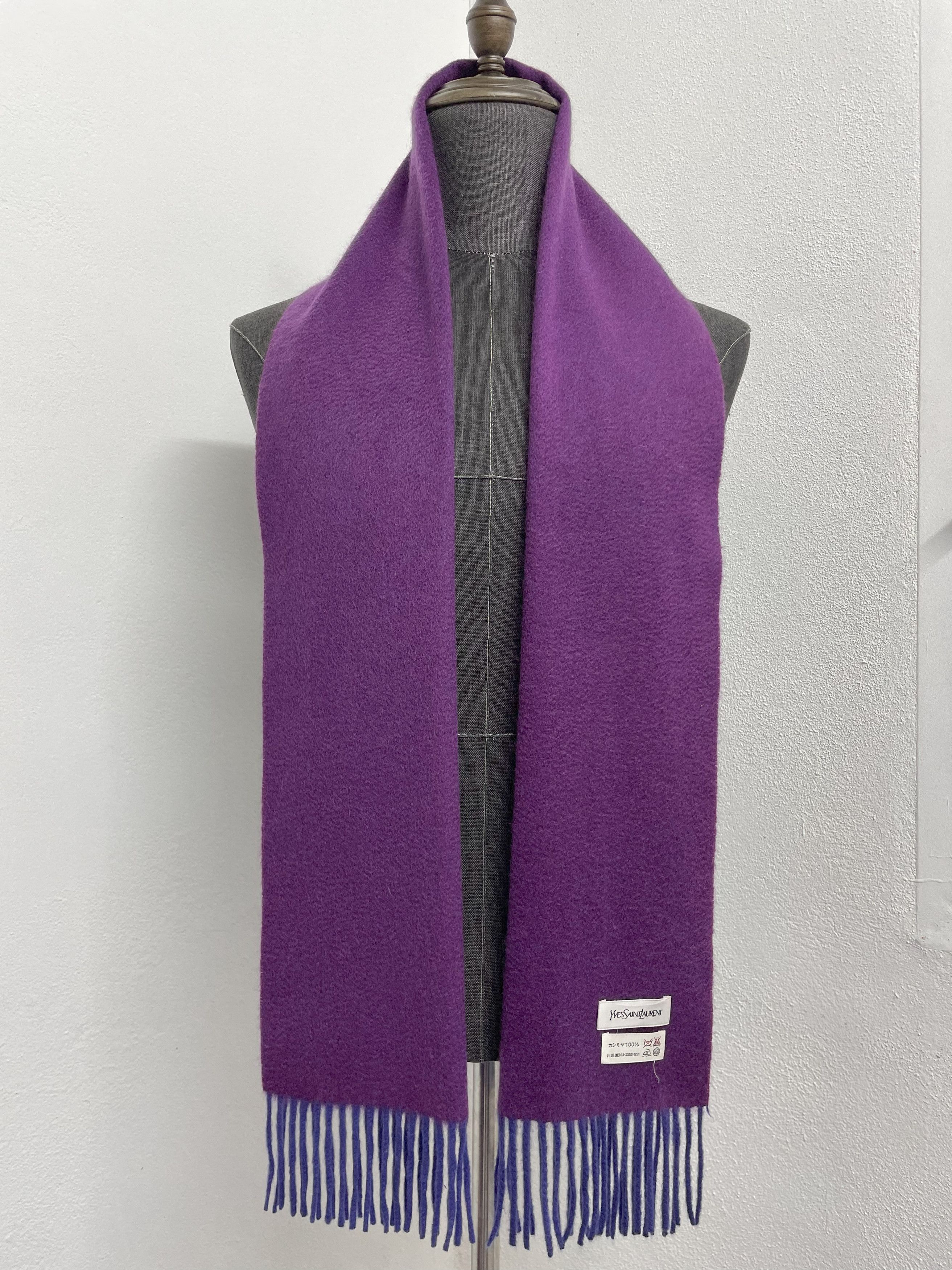 Vintage Yves Saint Laurent Scarf / Muffler - 6228 Size ONE SIZE - 2 Thumbnail