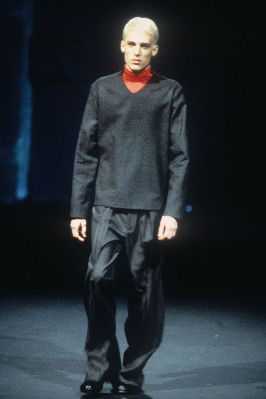 image of Raf Simons Aw1999-2000 Wide Darted Fine Wool Pants in Dark Gray, Men's (Size 30)