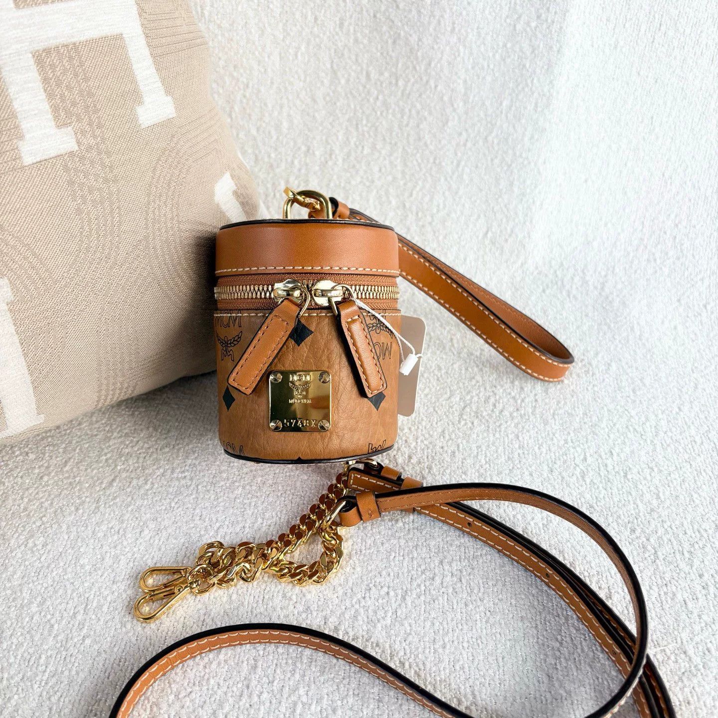 MCM Pre-loved Bag Very good condition Size ONE SIZE - 1 Thumbnail
