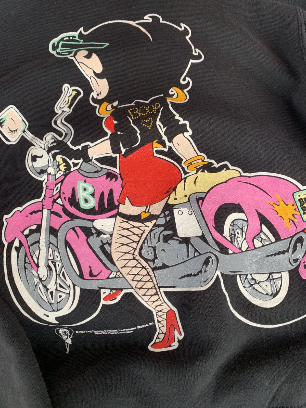 Fruit Of The Loom 🐍 Vintage Betty Boop 1994 Sweatshirt Size US M / EU 48-50 / 2 - 6 Thumbnail