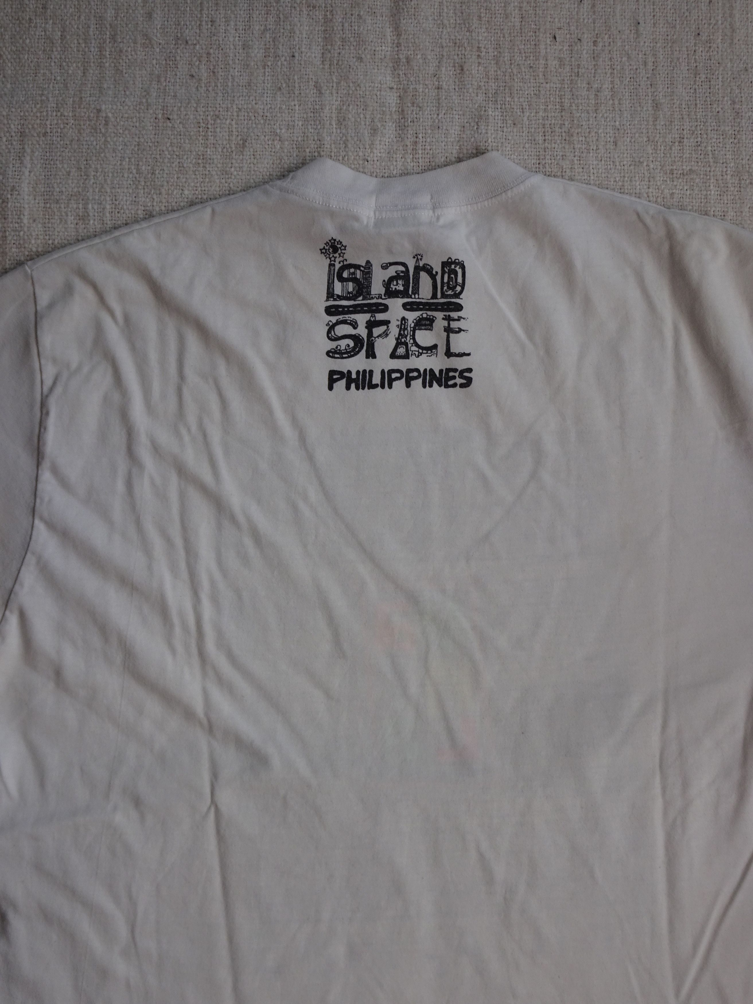 Vintage Vtg 90s Single Stitch Manila Island Spice Graphic Tee Size US L / EU 52-54 / 3 - 6 Thumbnail