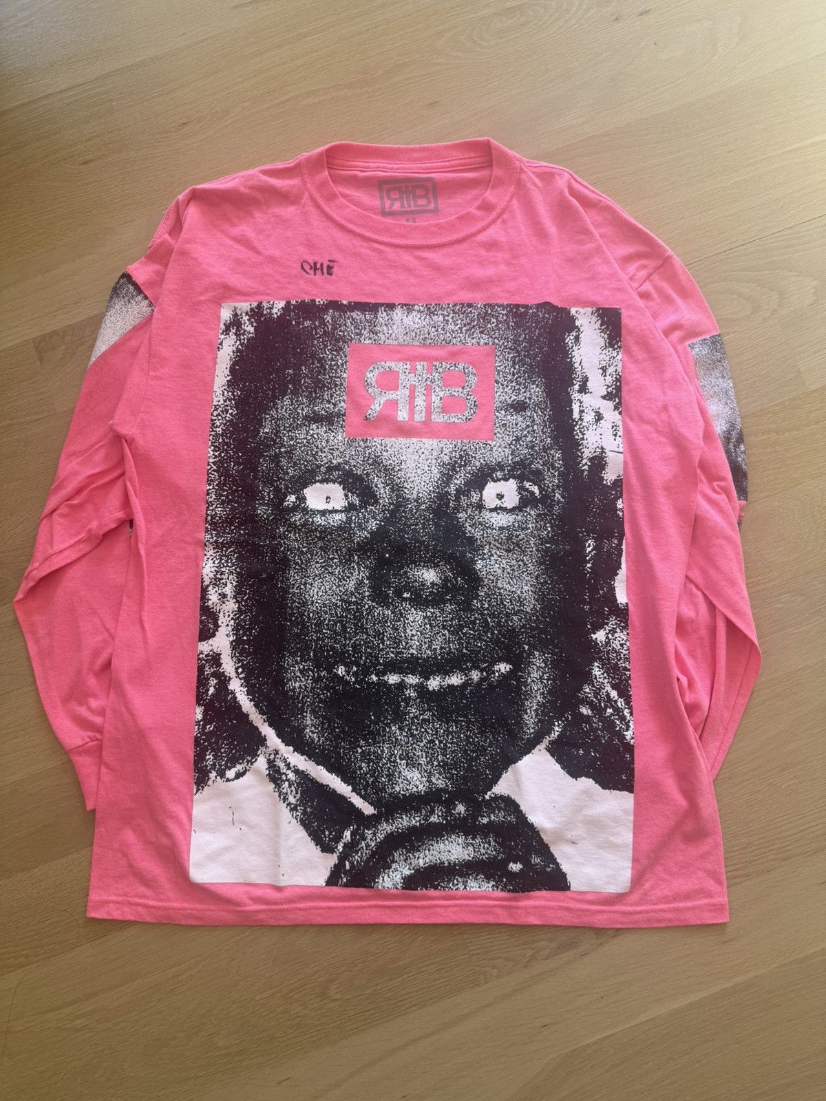 Other SIGNED REST IN BASS CHE MERCH Size US M / EU 48-50 / 2 - 1 Thumbnail