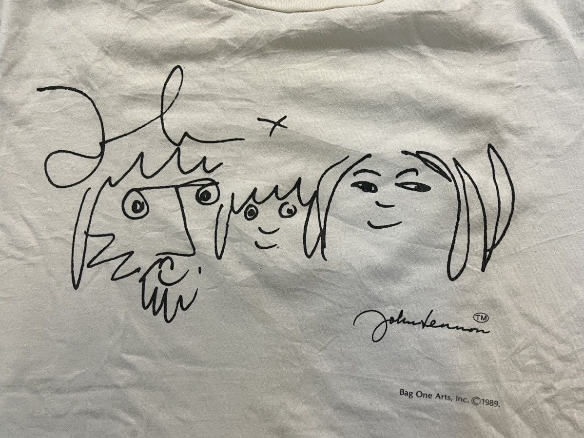 Hanes Vintage tees hanes signature john lennon bag one arts 1989 Size US L / EU 52-54 / 3 - 5 Thumbnail