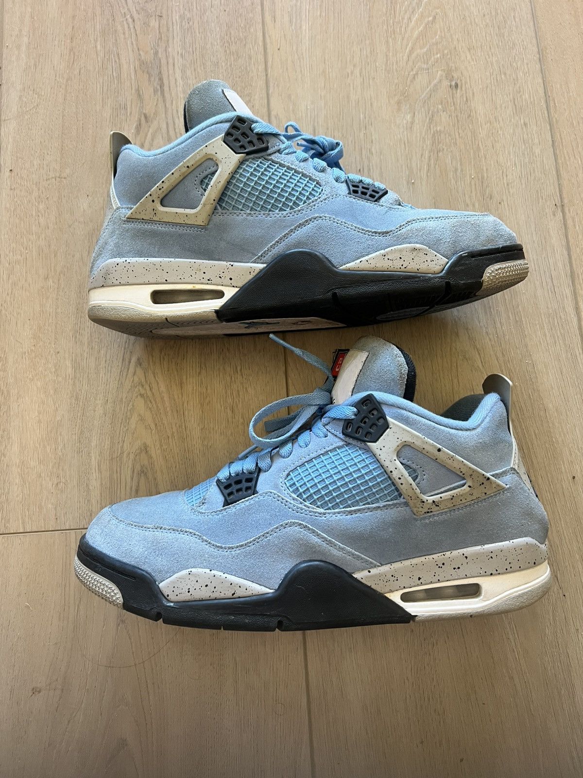 Jordan Brand × Nike Retro jordan UNC 4s Size US 11.5 / EU 44-45 - 1 Thumbnail