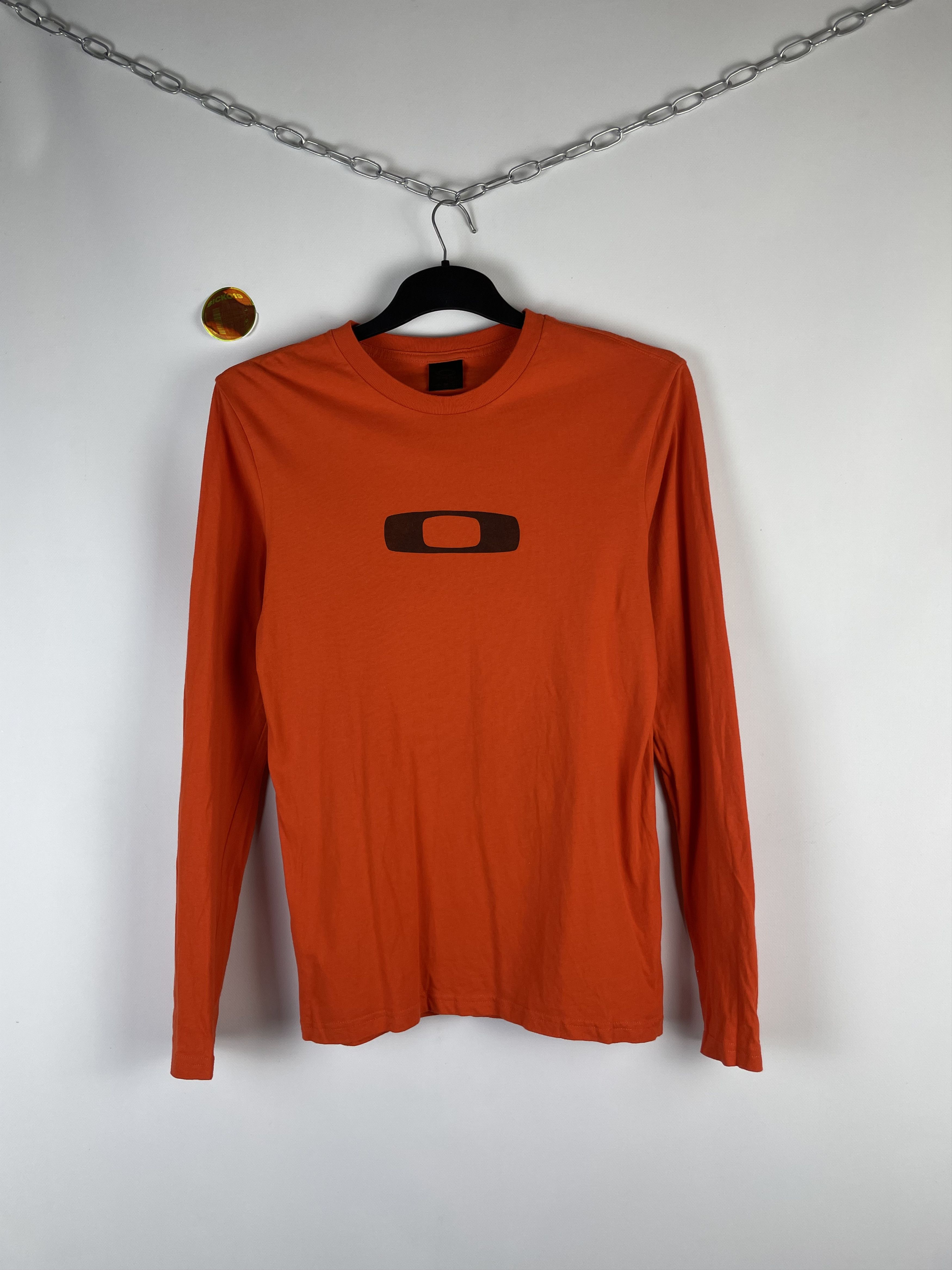 Oakley Vintage Oakley Long Sleeve Size US M / EU 48-50 / 2 - 1 Thumbnail