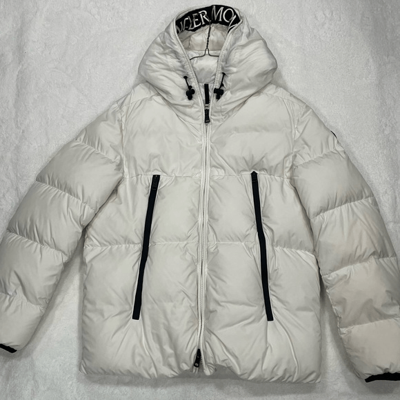 Moncler Moncler Montcla Quilted Down Puffer Jacket White Men’s IT 5 ...