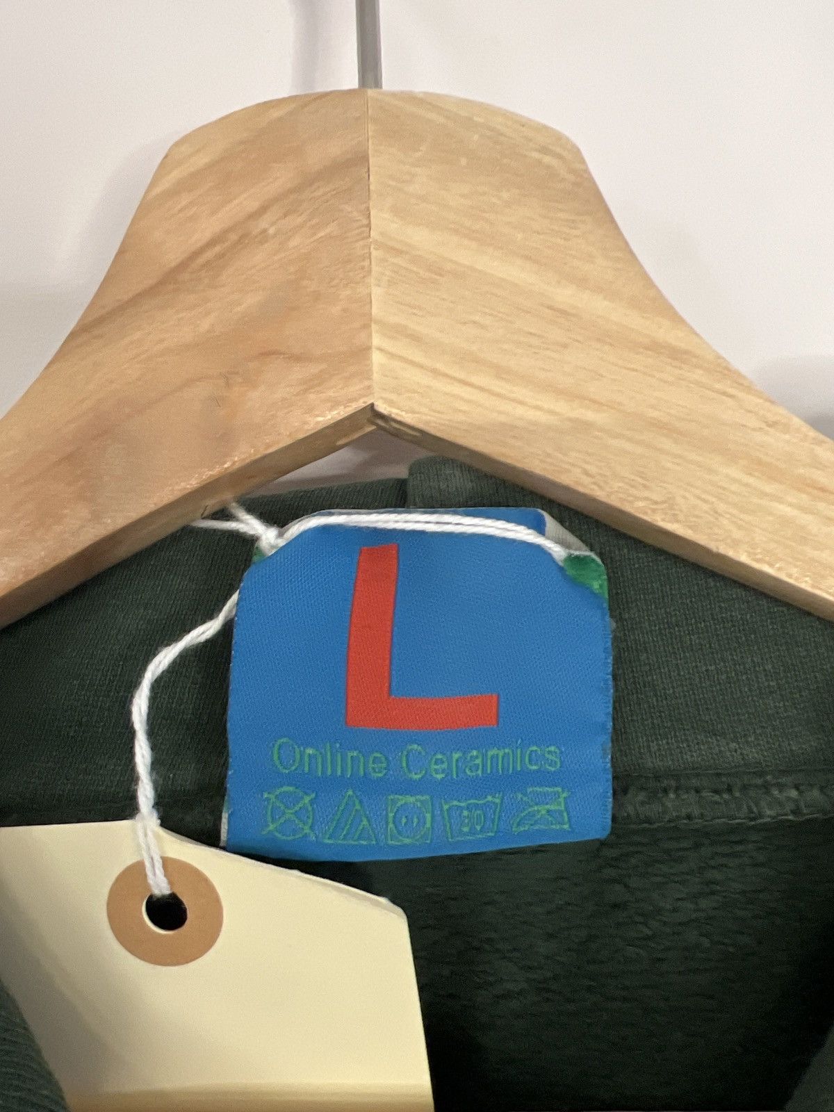 Online Ceramics Online Ceramics caterpillar hoodie Size US L / EU 52-54 / 3 - 4 Thumbnail