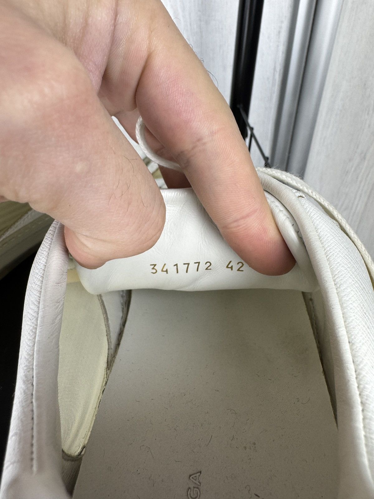 Balenciaga MENS BALENCIAGA WHITE LEATHER LACE-UP SNEAKERS EU 42 341772 Size US 9 / EU 42 - 18 Thumbnail