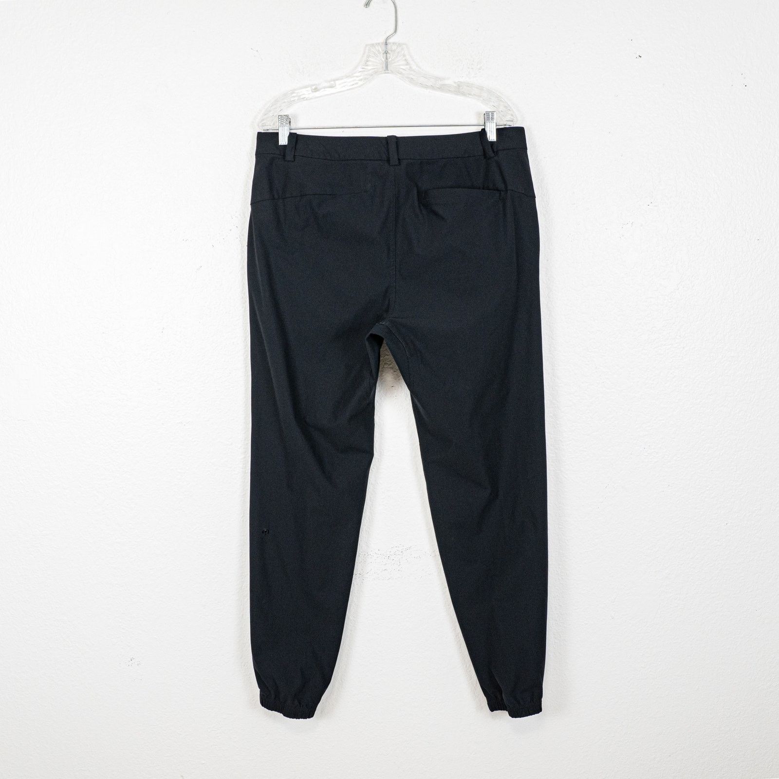 Lululemon Lululemon Drawstring Chino Pant joggers in black size 34 Size US 34 / EU 50 - 3 Thumbnail