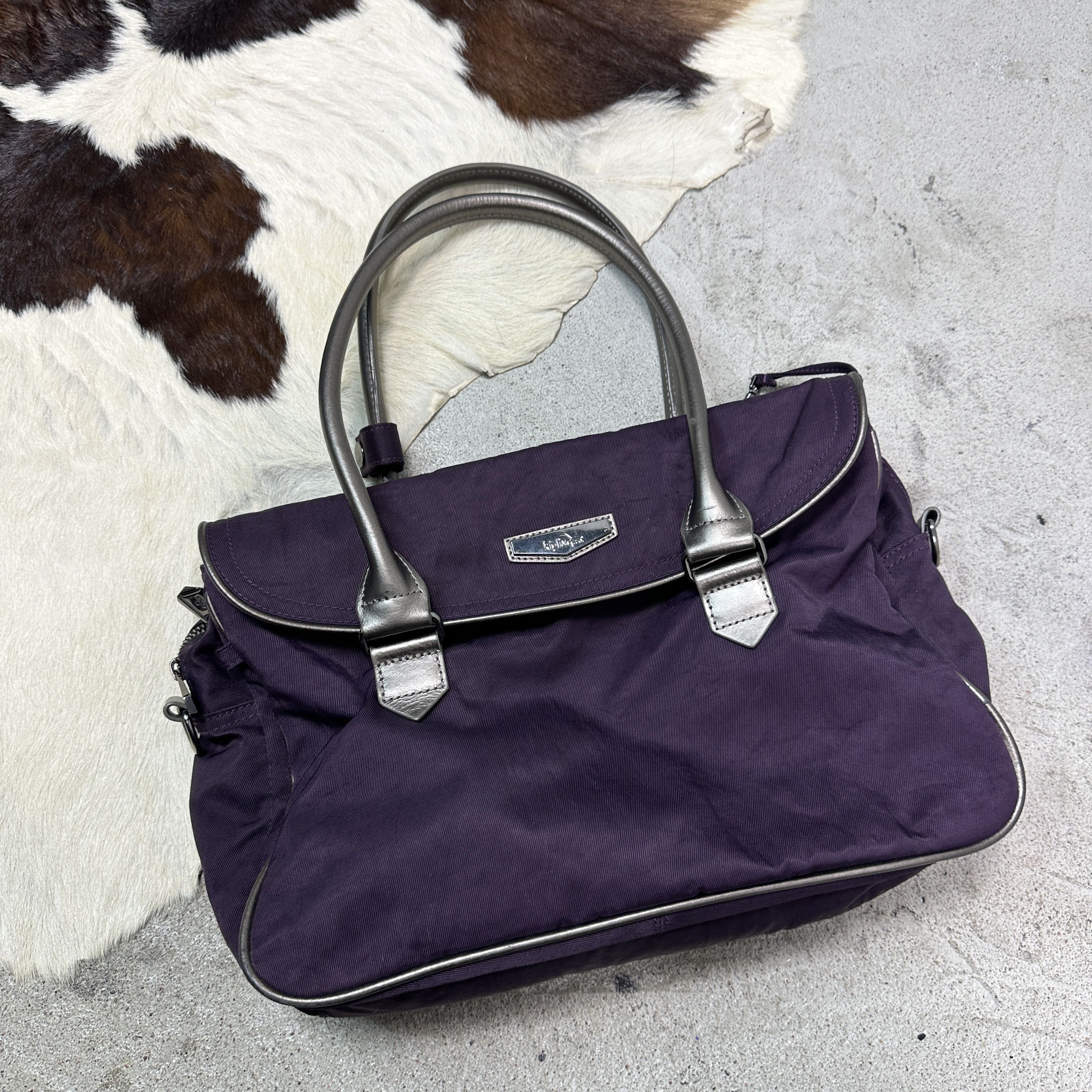 Vintage Vintage Grunge Nylon Kipling Shoulder Purple Plum Bag Y2K Size ONE SIZE - 4 Thumbnail