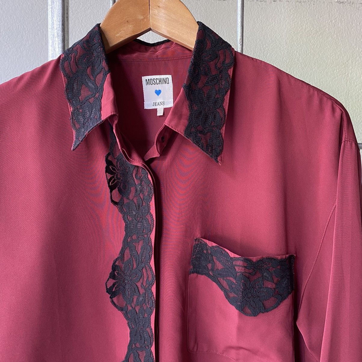Moschino MOSSCHINO Red Lace Trimmed Shirt Size M / US 6-8 / IT 42-44 - 5 Thumbnail