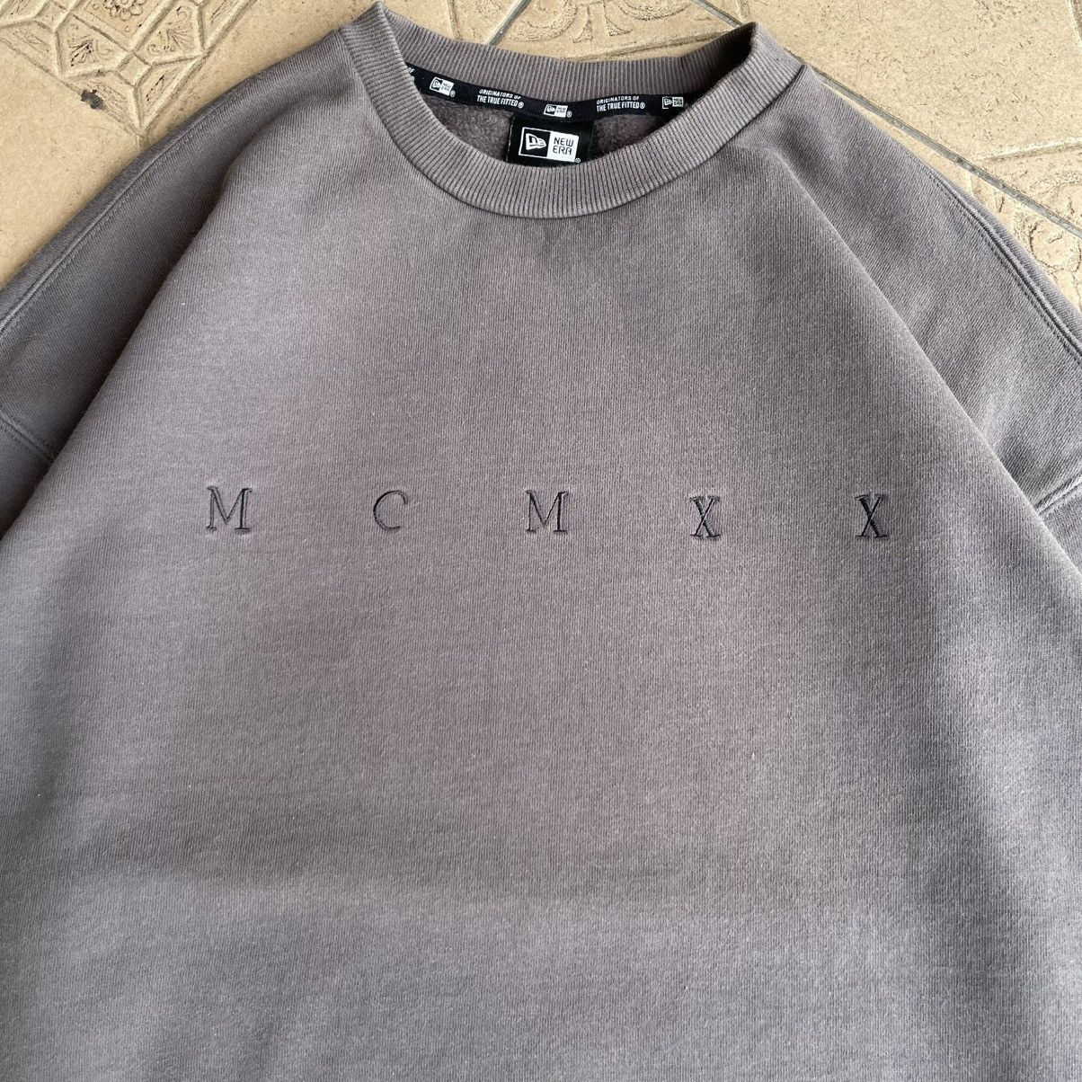 New Era New Era Cross MCMXX Sweatshirt Size M to L Size US L / EU 52-54 / 3 - 7 Thumbnail