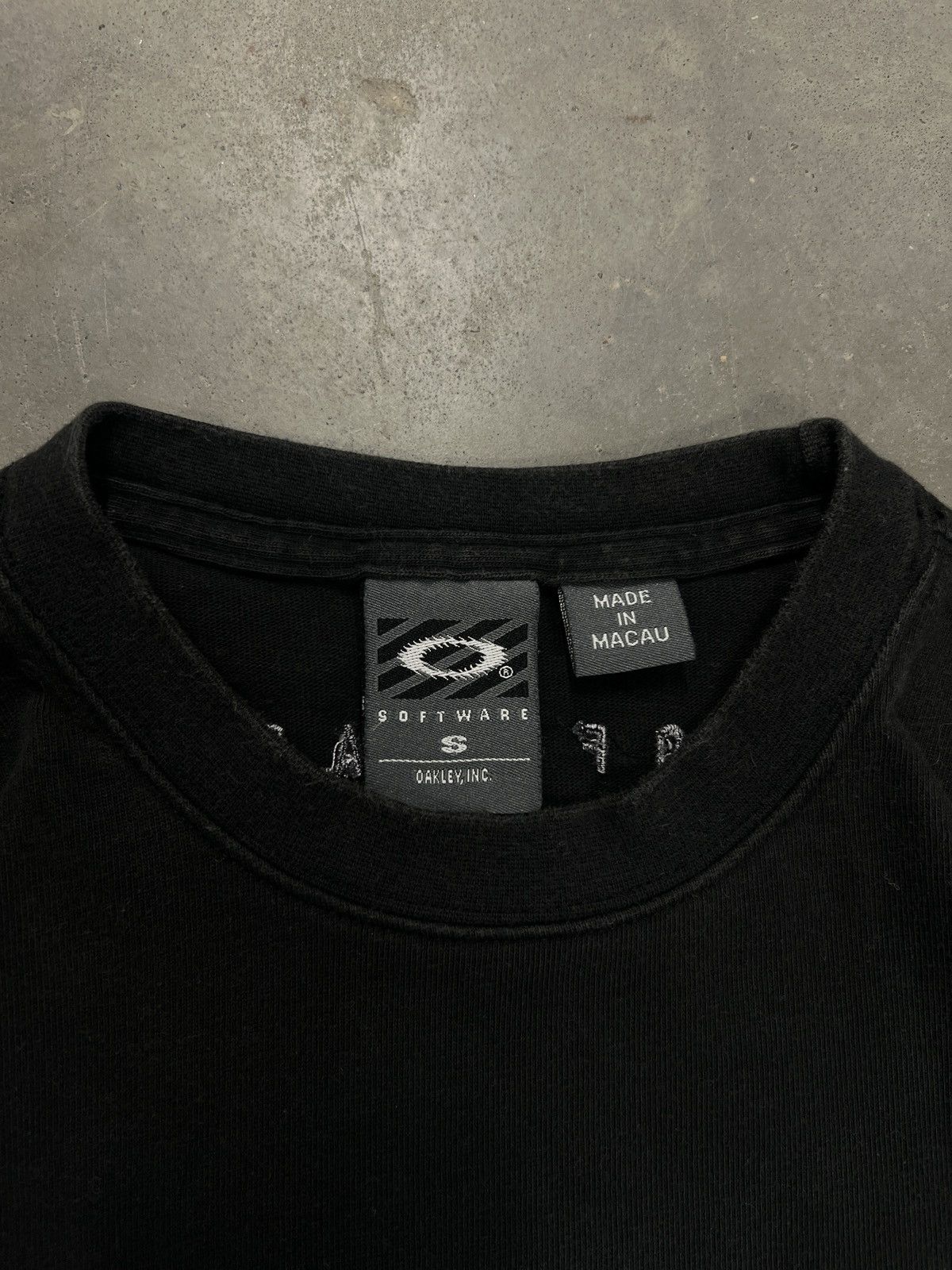 Oakley Vintage 90s Software Tag Surf Print T-Shirt Tee S