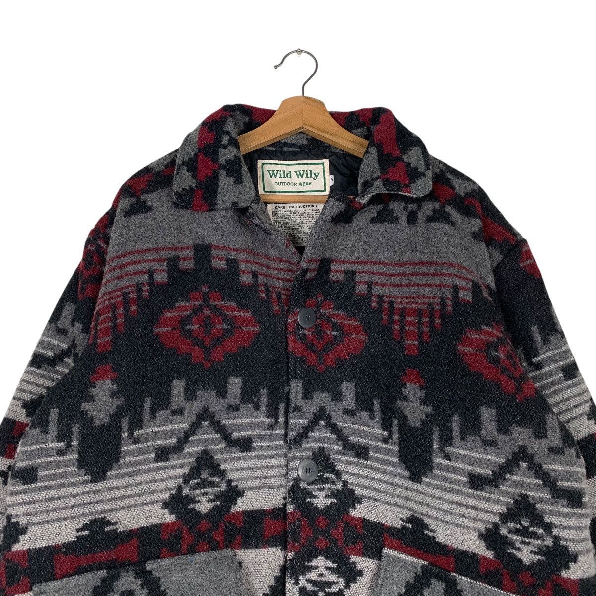 Japanese Brand Vintage Wild Willy Navajo Aztech Outdoor Jacket Size US L / EU 52-54 / 3 - 2 Thumbnail