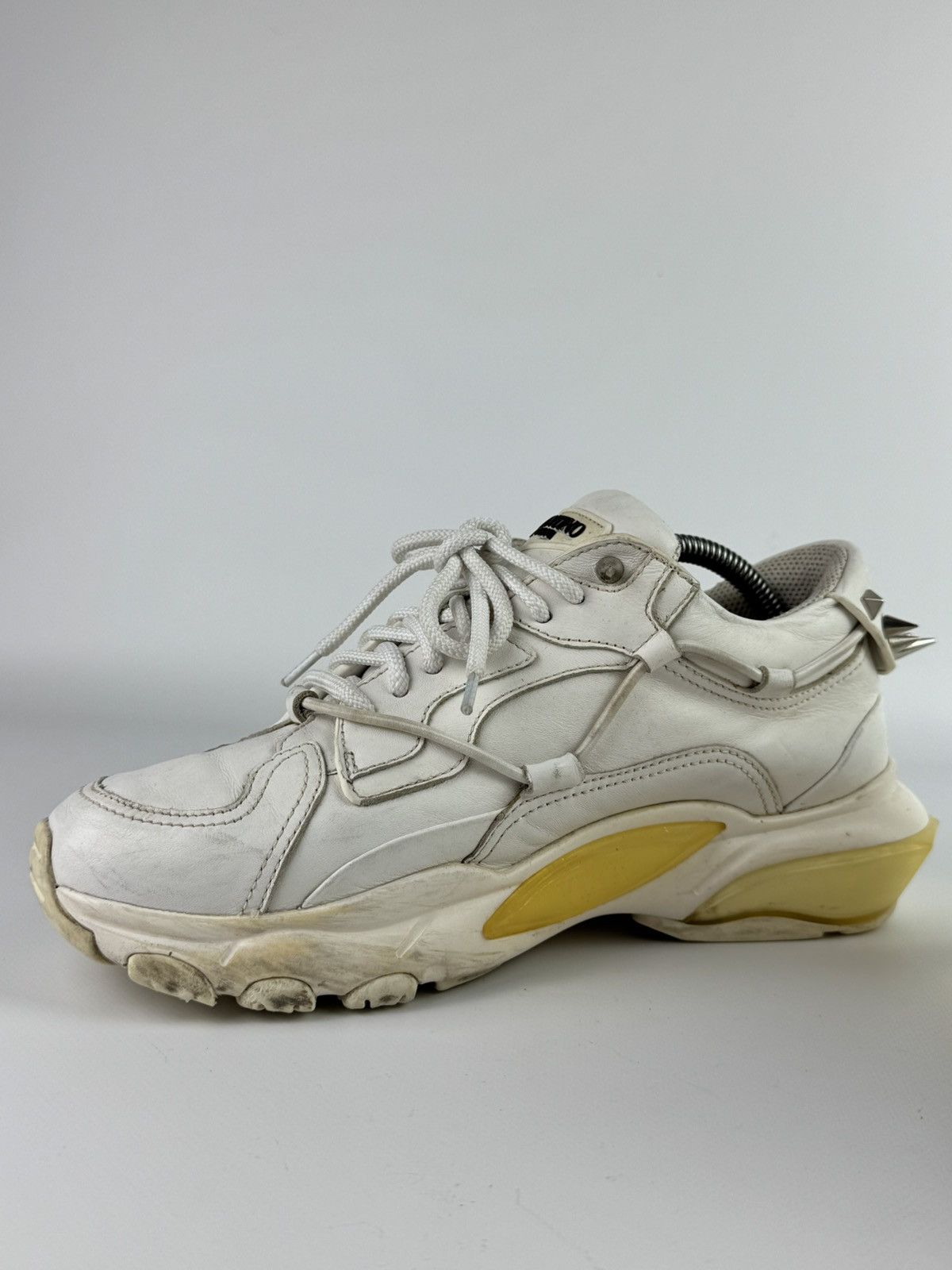 Valentino Valentino Garavani White Bounce Leather Sneakers Anant Garde Size US 7 / EU 40 - 6 Thumbnail