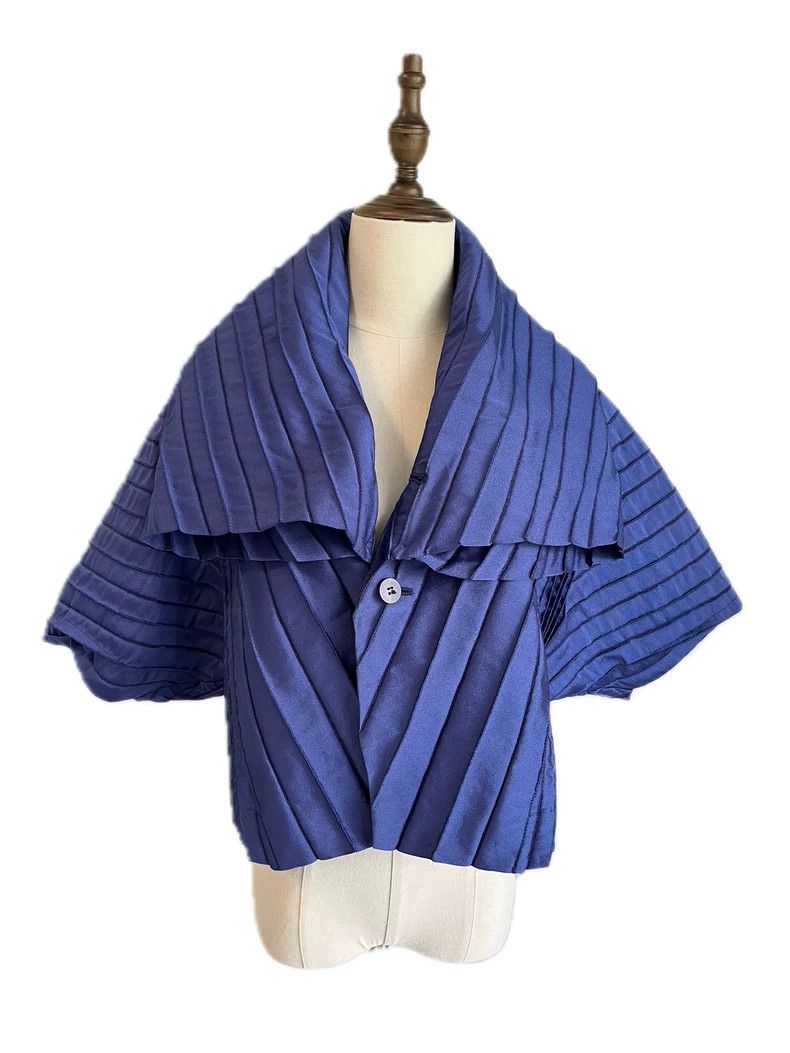 Issey Miyake Issey Miyake size:2 Blue mainline transformable coat Size XS / US 0-2 / IT 36-38 - 4 Thumbnail