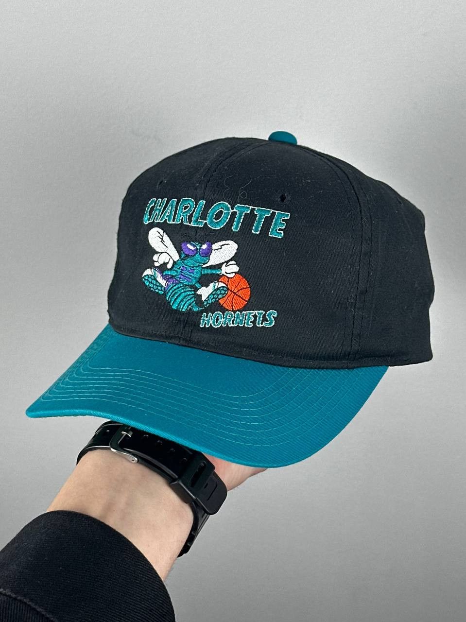 Vintage VINTAGE CHARLOTTE HORNETS SNAPBACK CAP Size ONE SIZE - 2 Thumbnail