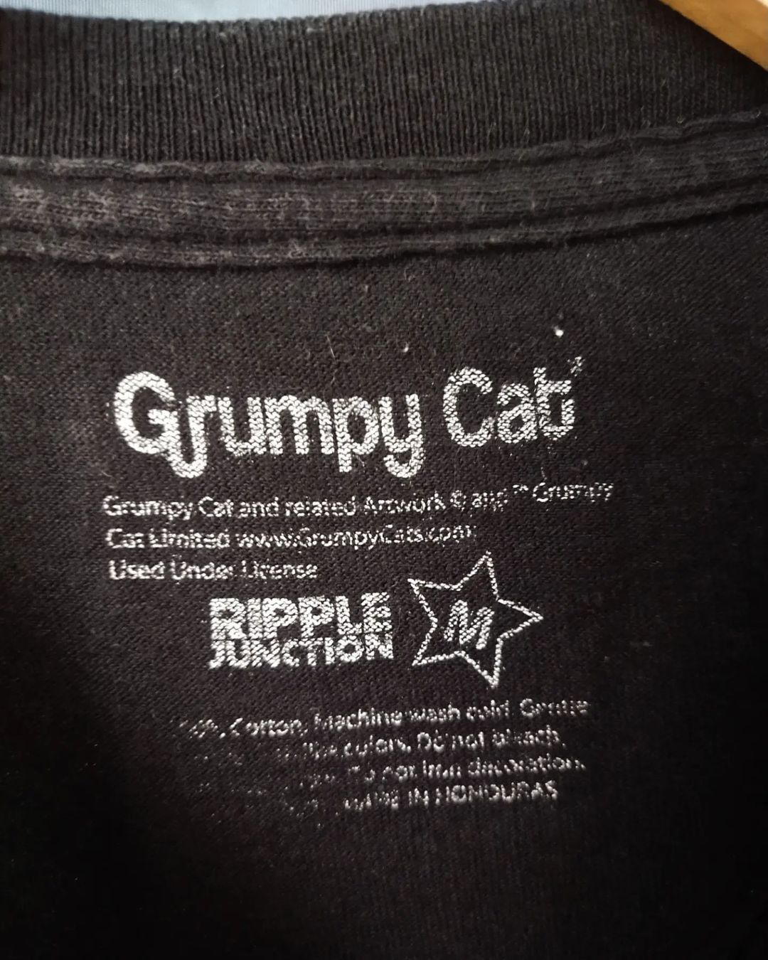 Ripple Junction Grumpy Cat Big Print No Meme Tees Size US L / EU 52-54 / 3 - 3 Thumbnail