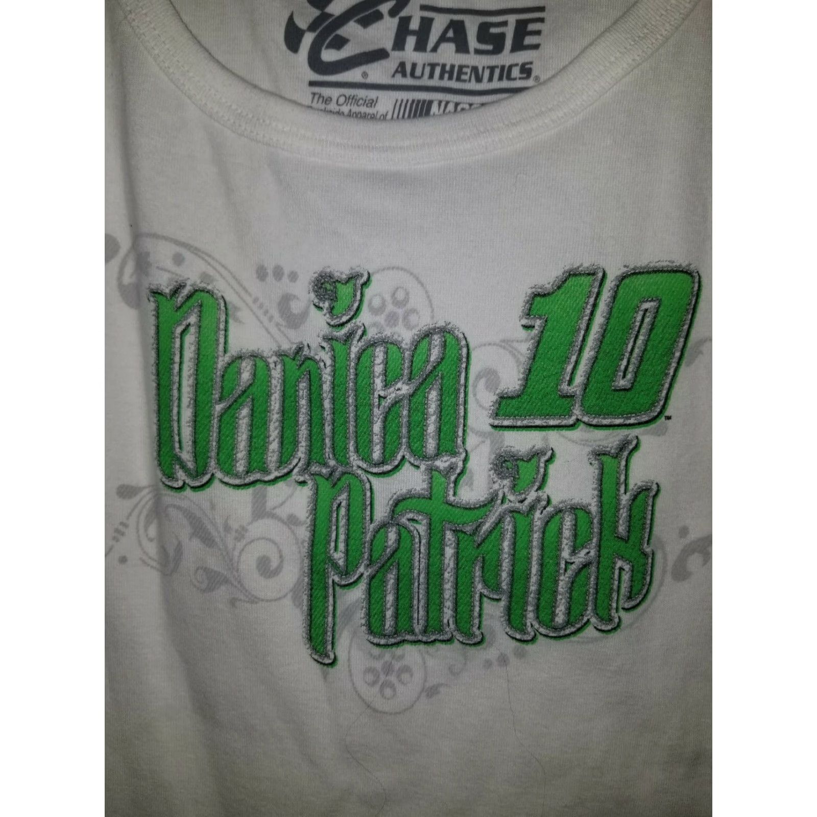 Chase Authentics Chase Authentics Danica Patrick Womens Tank Top XS White Green NASCAR #10 Shirt Sleeveless) Size XS / US 0-2 / IT 36-38 - 2 Thumbnail