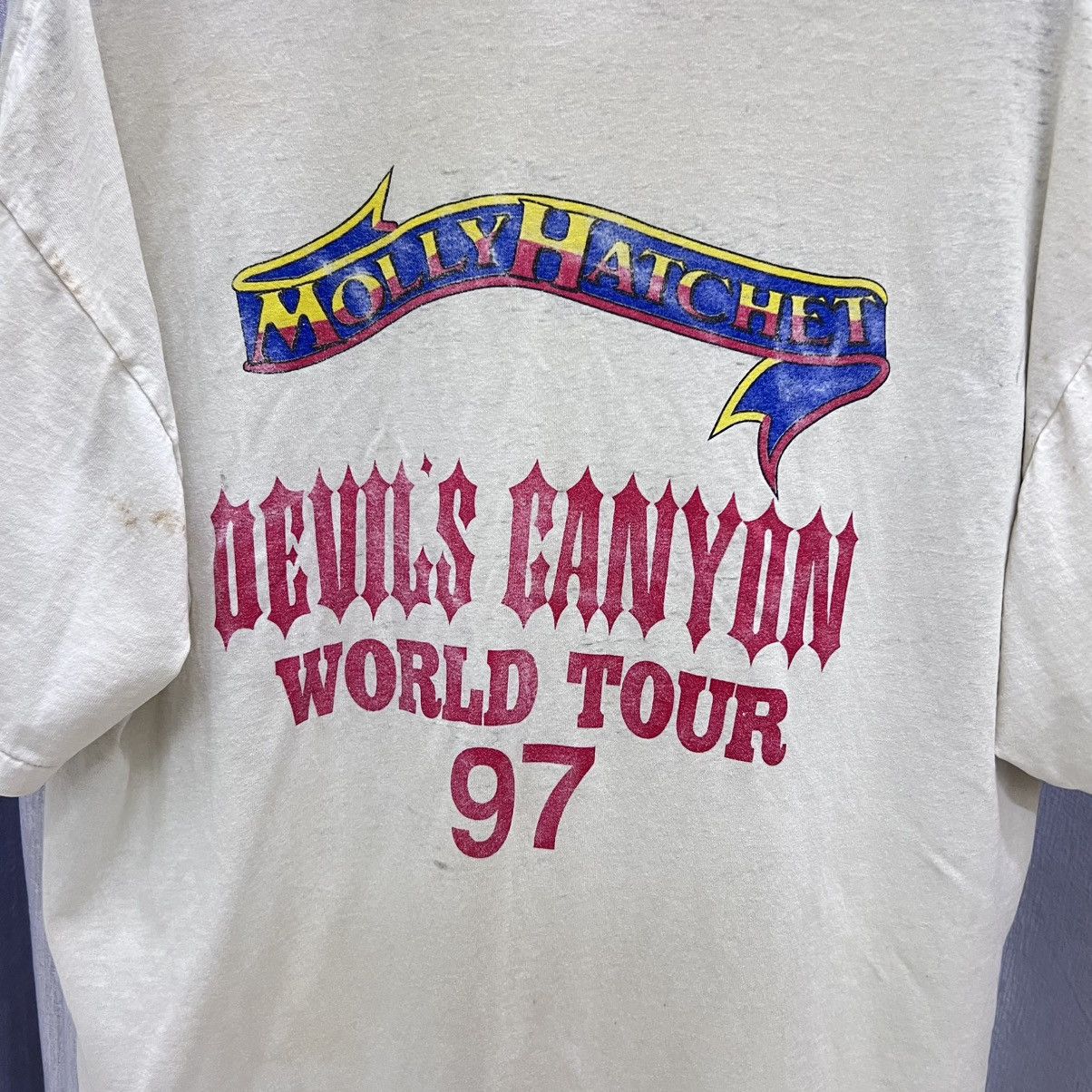 Band Tees Vintage 1997 Molly Hatchet Devil Canyon World Tour Tshirt Size US XL / EU 56 / 4 - 9 Thumbnail