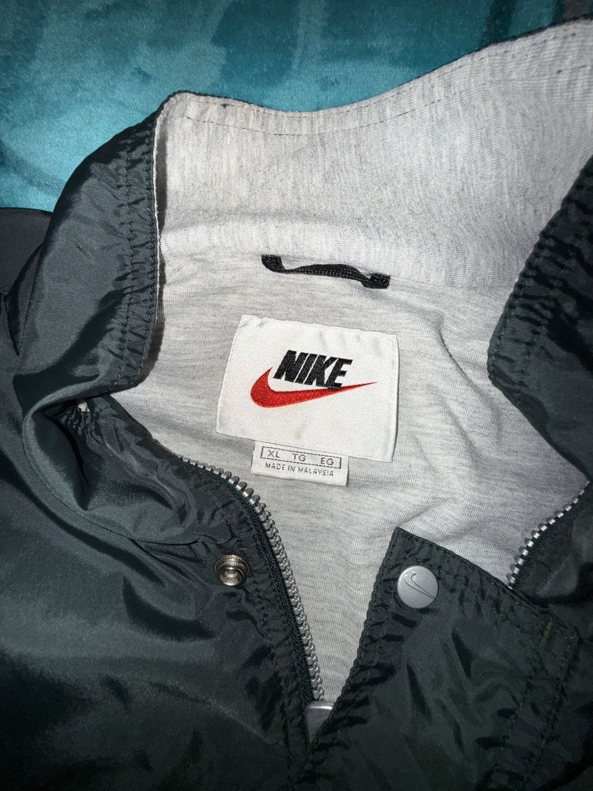 Nike Nike Windbreaker Size US XL / EU 56 / 4 - 3 Thumbnail