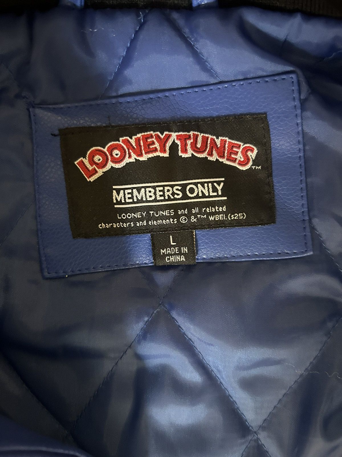 Members Only White and Blue Members Only bugs bunny racing jacket Size US L / EU 52-54 / 3 - 6 Thumbnail
