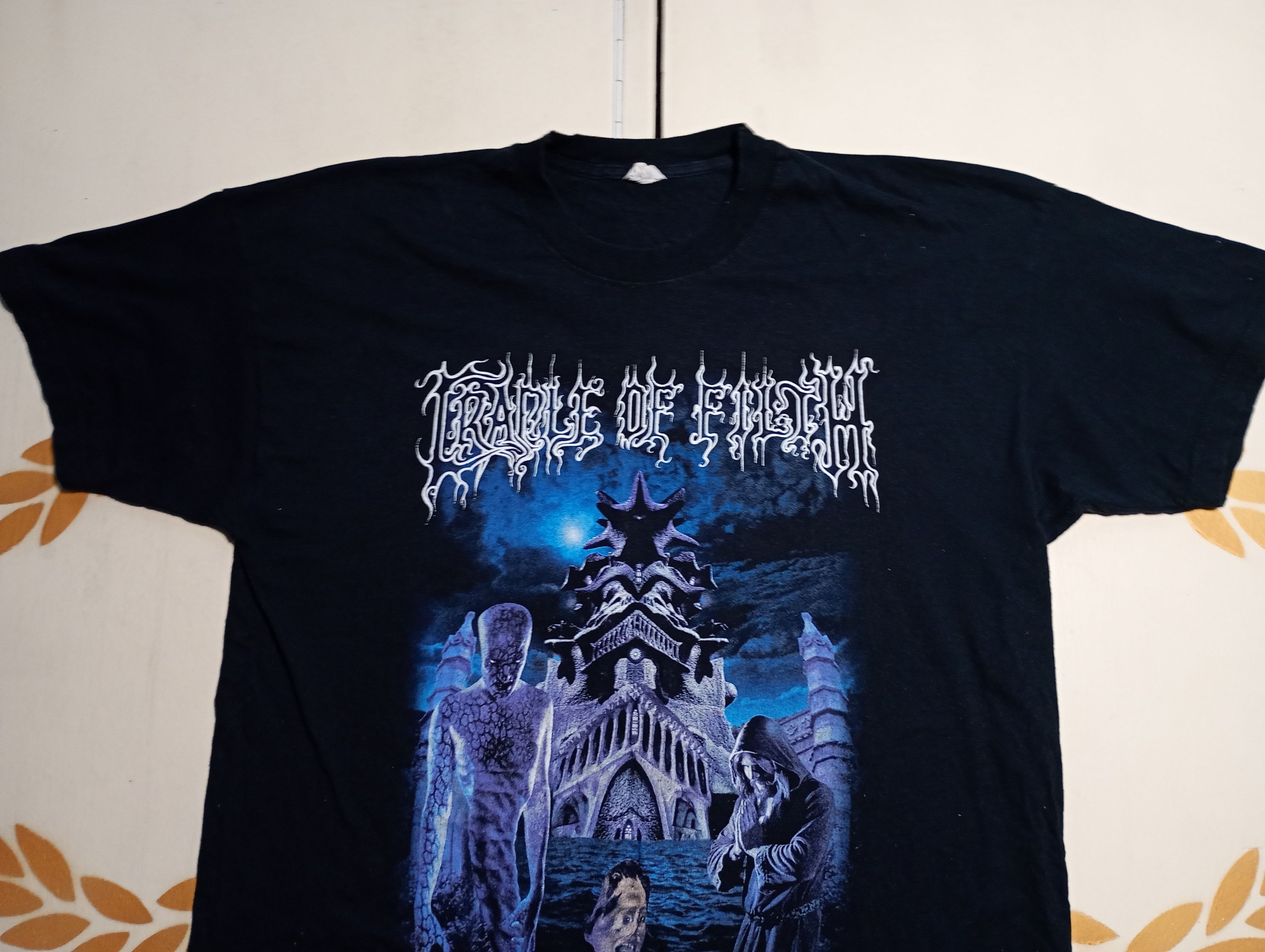 Band Tees Cradle of Filth Turn Up The Horror T-Shirt 2000 Size US XL / EU 56 / 4 - 5 Thumbnail