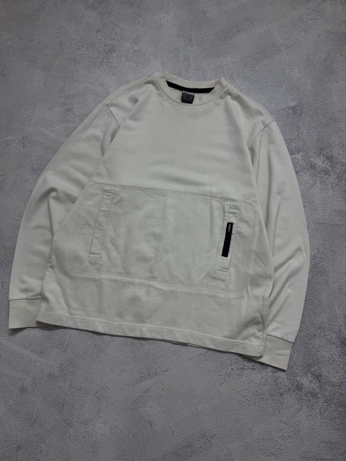 Nike Vintage Y2k Nike Mini Swoosh Sweatshirt 90’s Size US M / EU 48-50 / 2 - 3 Thumbnail