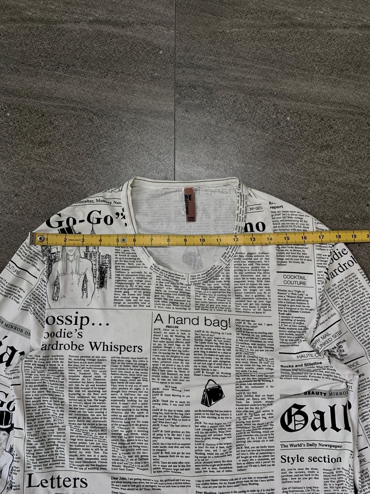 John Galliano FREE TAX! 2000s Gazzete Newspaper Ls tee Size US M / EU 48-50 / 2 - 12 Thumbnail