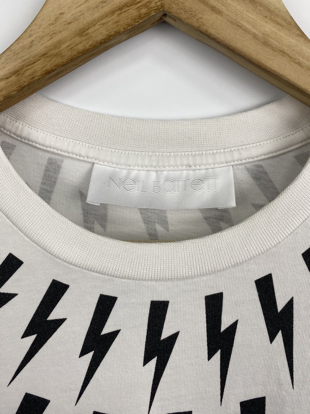 Neil Barrett Neil Barrett Fullprint T-Shirt Rare Retro Hype Y2K Size US L / EU 52-54 / 3 - 5 Thumbnail