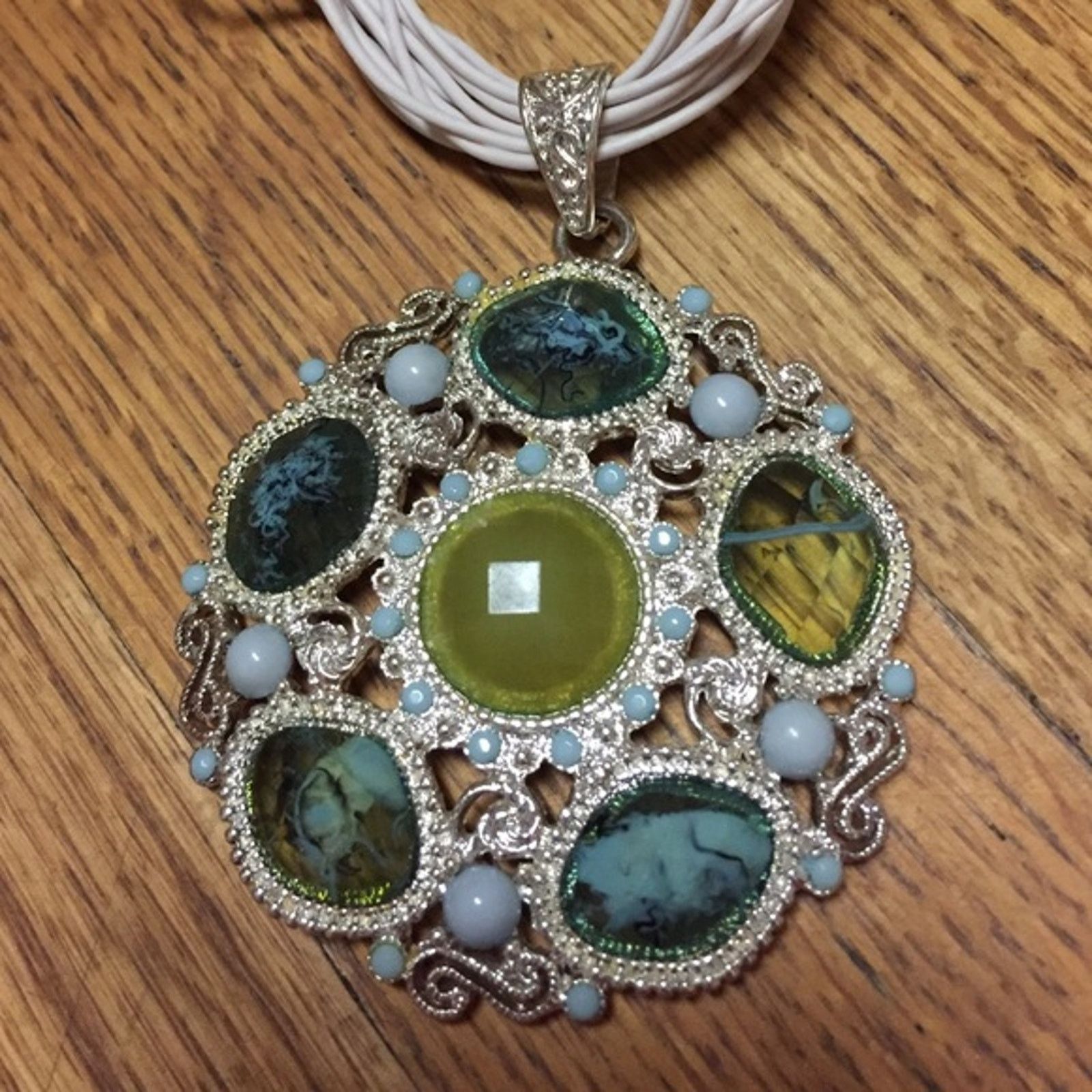 Other Green Stone Large Statement Necklace NEW Size ONE SIZE - 3 Thumbnail