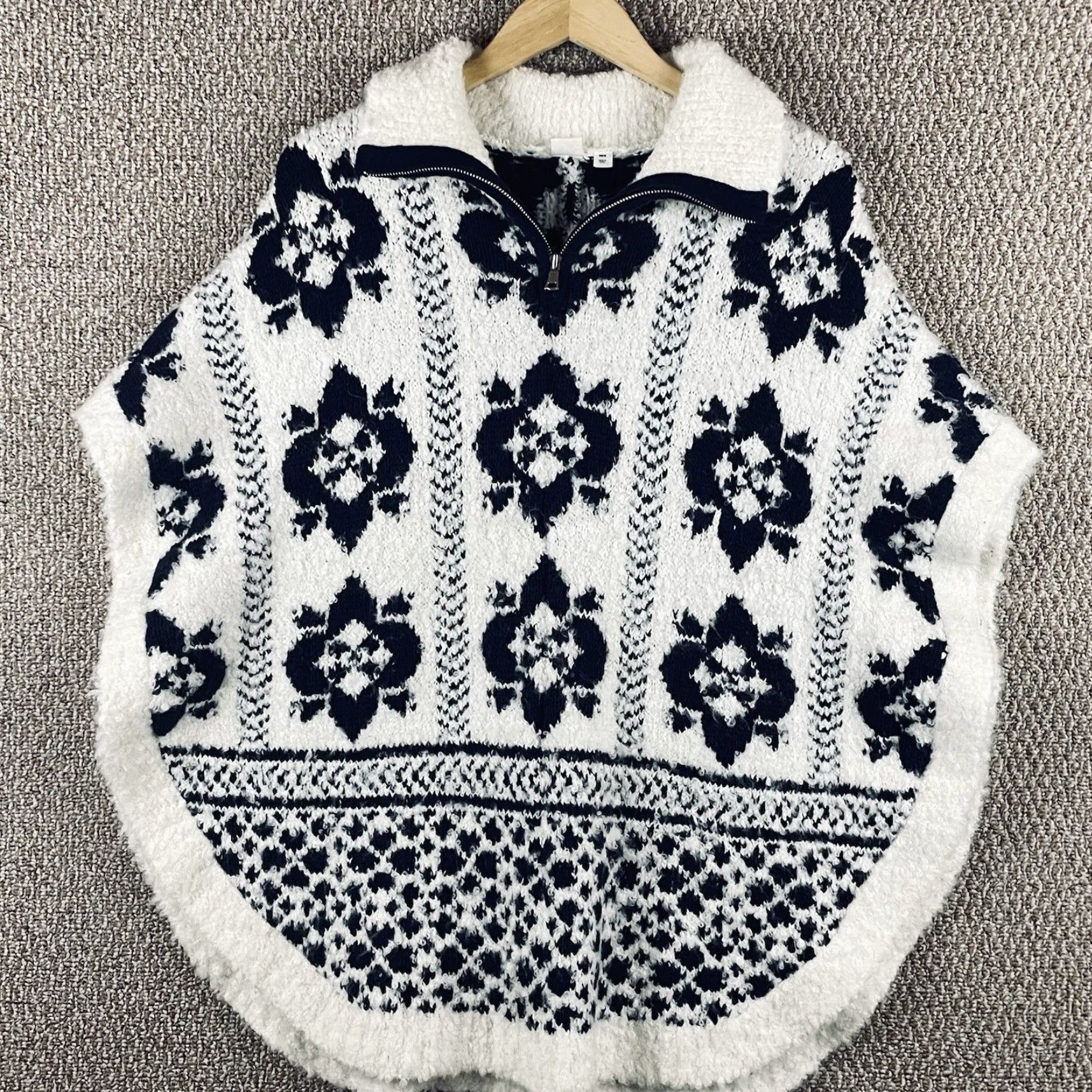 Gap VINTAGE Gap Women’s Sweater Poncho XS/S Granola 1/4 Zip Fair Isle Knitted 90s Bohemian Western Oversized Christmas Knit Cozy Ivory Womens Size XS / US 0-2 / IT 36-38 - 3 Thumbnail