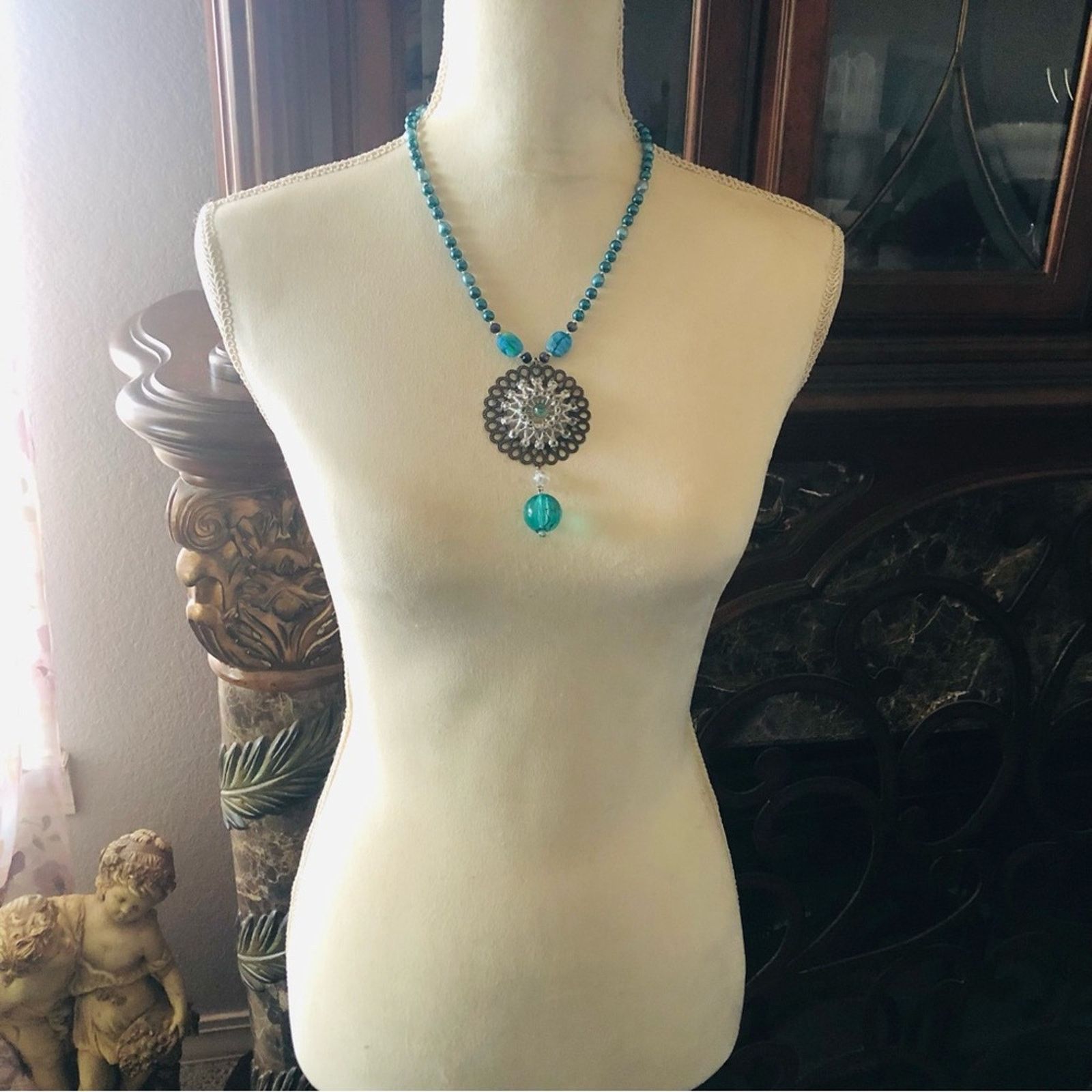 Handmade Handcrafted repurpose peacock freshwater Pearl necklace Size ONE SIZE - 6 Thumbnail