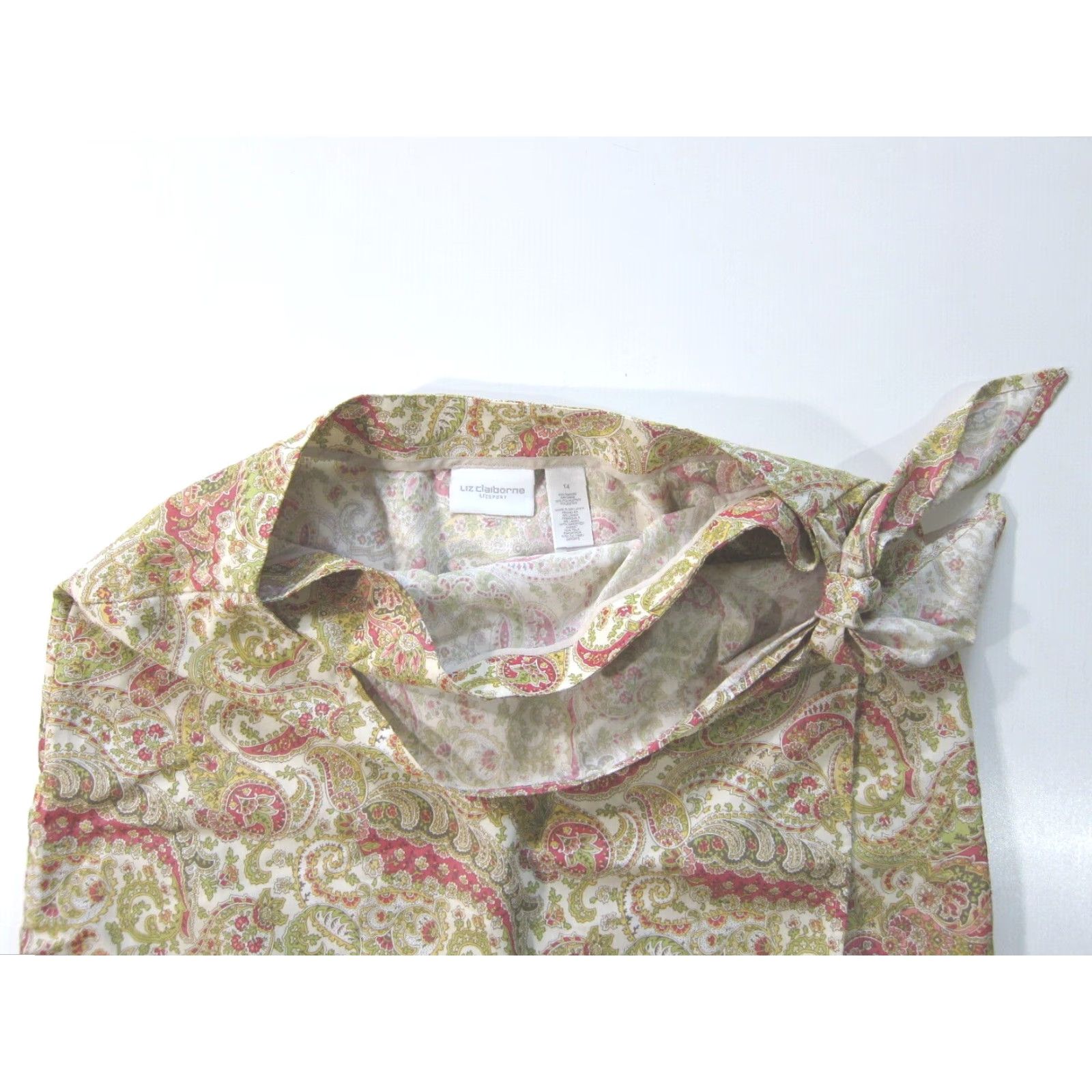 Liz Claiborne Liz Claiborne Lizsport Wrap Skirt Women Size 14 Green Paisley Floral Knee Length Tie Button Closure Rayon Polyester Size 36" / US 14 / IT 50 - 4 Thumbnail