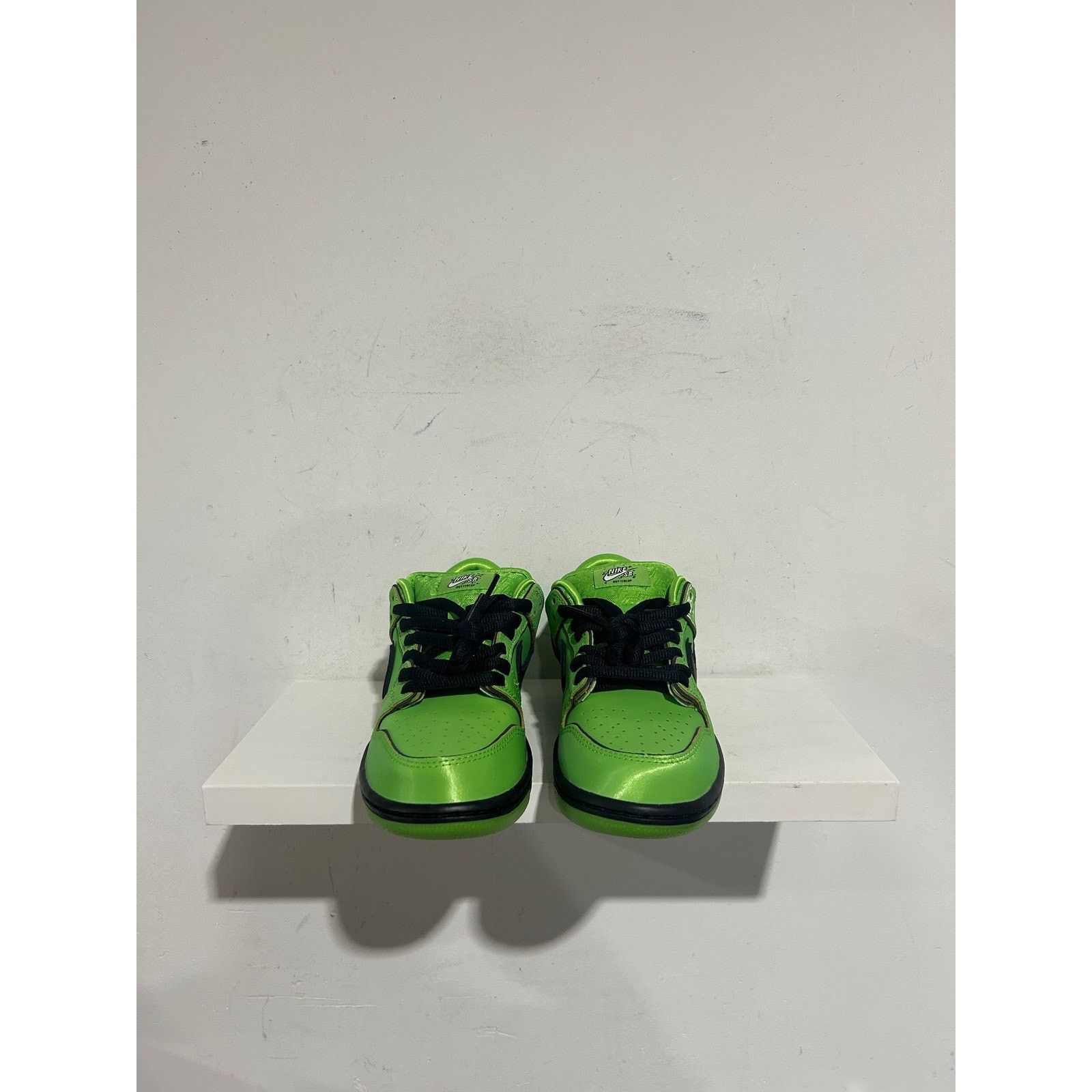 Nike NIKE SB DUNK LOW 'THE POWERPUFF GIRLS BUTTERCUP' SIZE 5 NEW Size US 5 / EU 37 - 3 Thumbnail