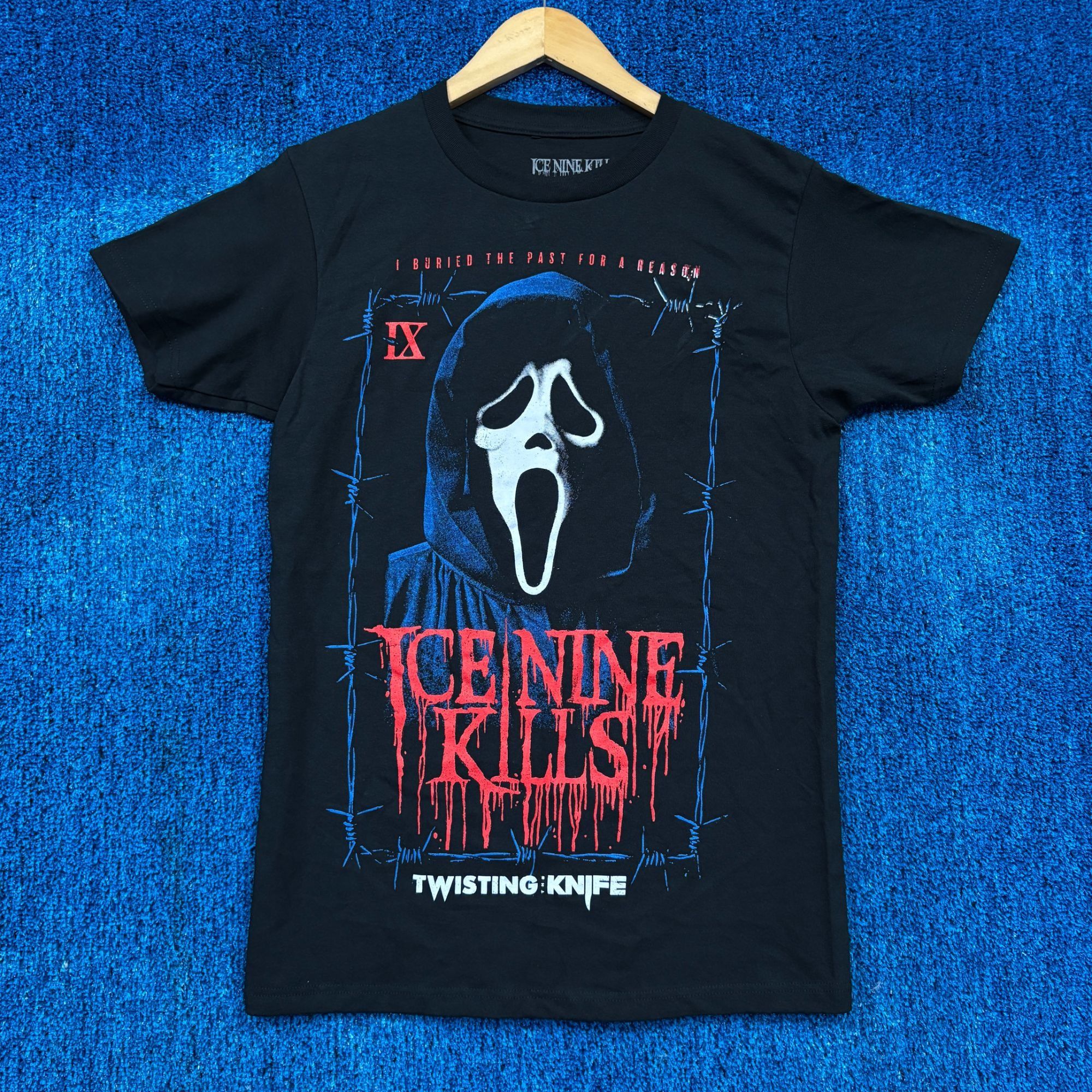 Band Tees Ghost Face x Ice Nine Kills Twisting the Knife Scream Tee S Size US S / EU 44-46 / 1 - 1 Thumbnail