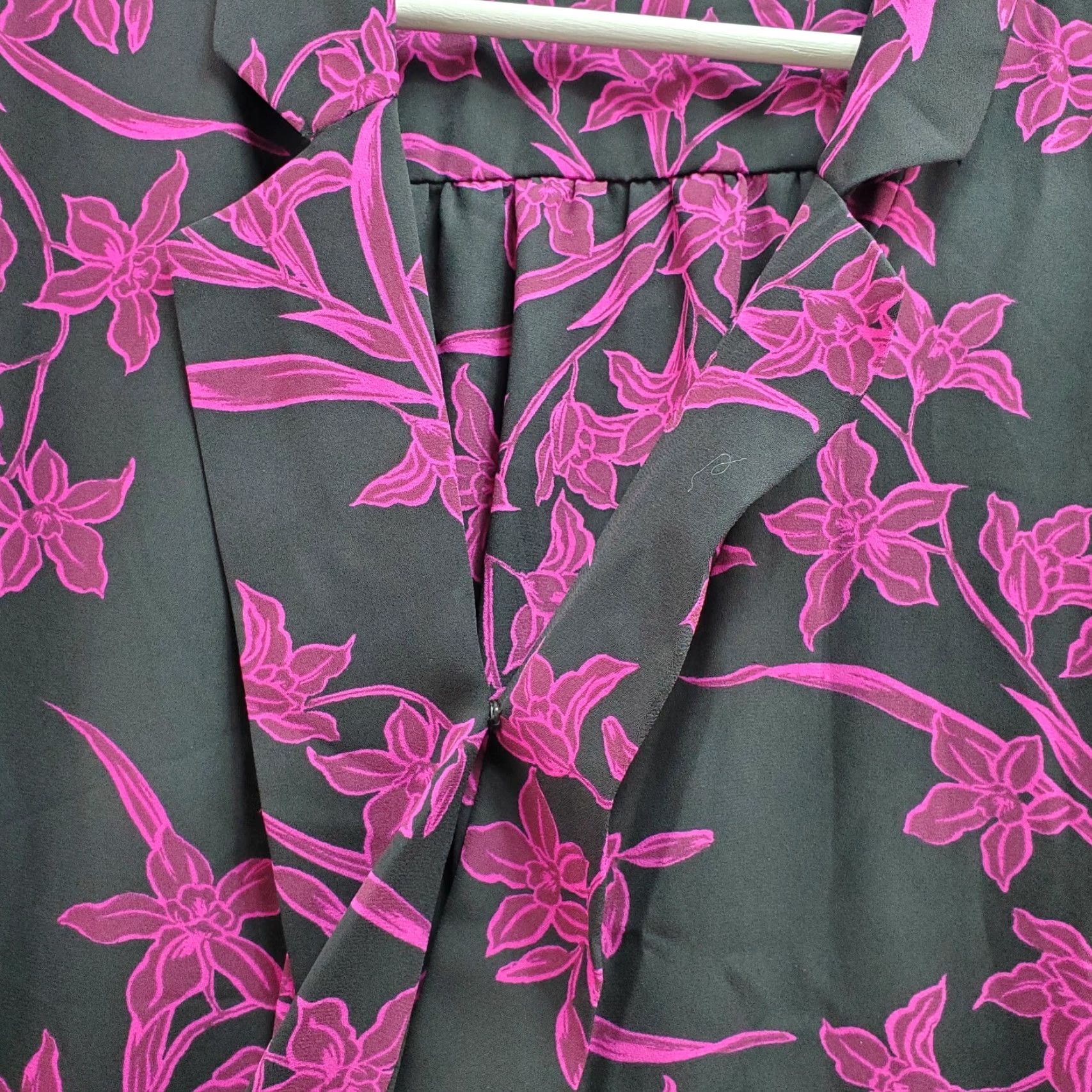 Vince Camuto Vince Camuto Blouse Top Women's 2X Black Purple Floral Overlap Office Cocktail Shirt Women 2X Black Floral Overlap Office Cocktail Vince Camuto Size XXL / US 16-18 / IT 52-54 - 7 Thumbnail