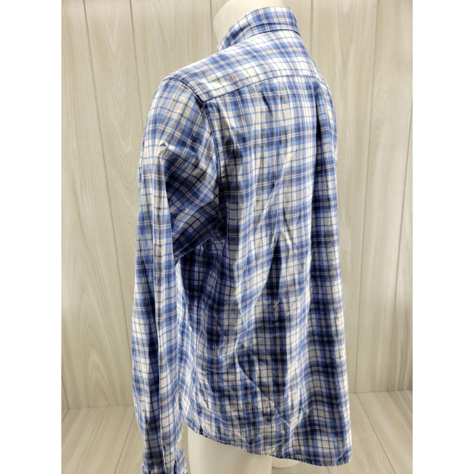 Vineyard Vines Vineyard Vines Trucker Shirt Men’s Large Plaid Blue Performance Classic Fit Long Sleeve Button-Up Size US L / EU 52-54 / 3 - 7 Thumbnail