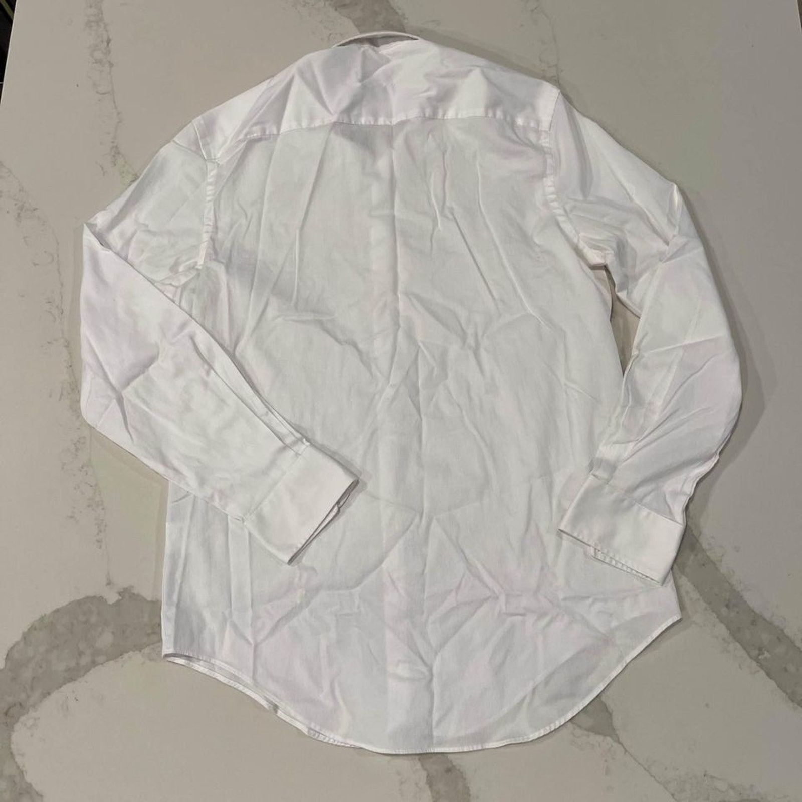 Van Heusen Van Heusen Flex Slim Fit Men’s Size 15 1/2 32/33 Dress Shirt Size US M / EU 48-50 / 2 - 4 Thumbnail