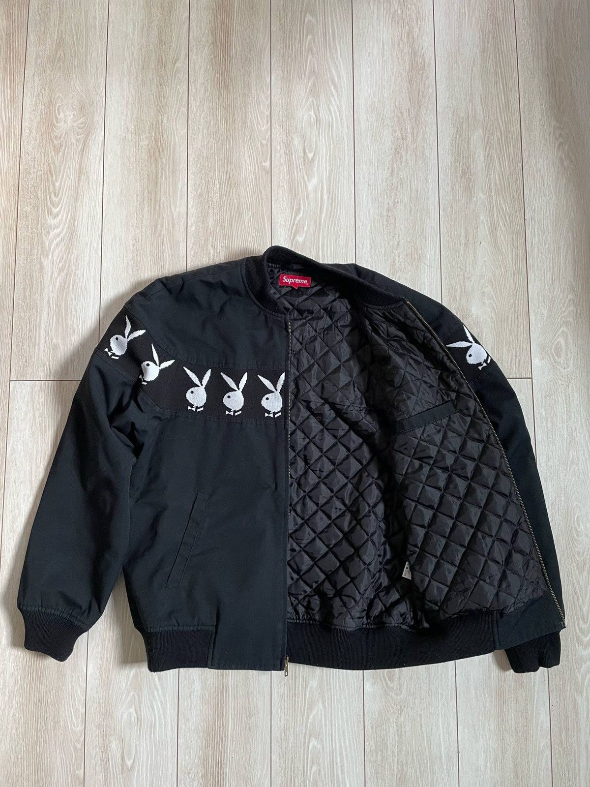 Supreme Used Supreme Playboy Crew Jacket Authentic Size M Rare Size US M / EU 48-50 / 2 - 5 Thumbnail