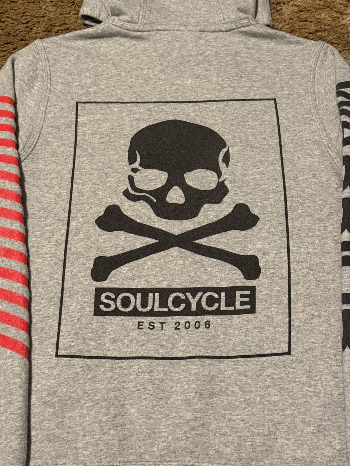 Nike Vintage Y2K Nike Soulcycle Pullover Hoodie Grey Small Size US S / EU 44-46 / 1 - 2 Thumbnail