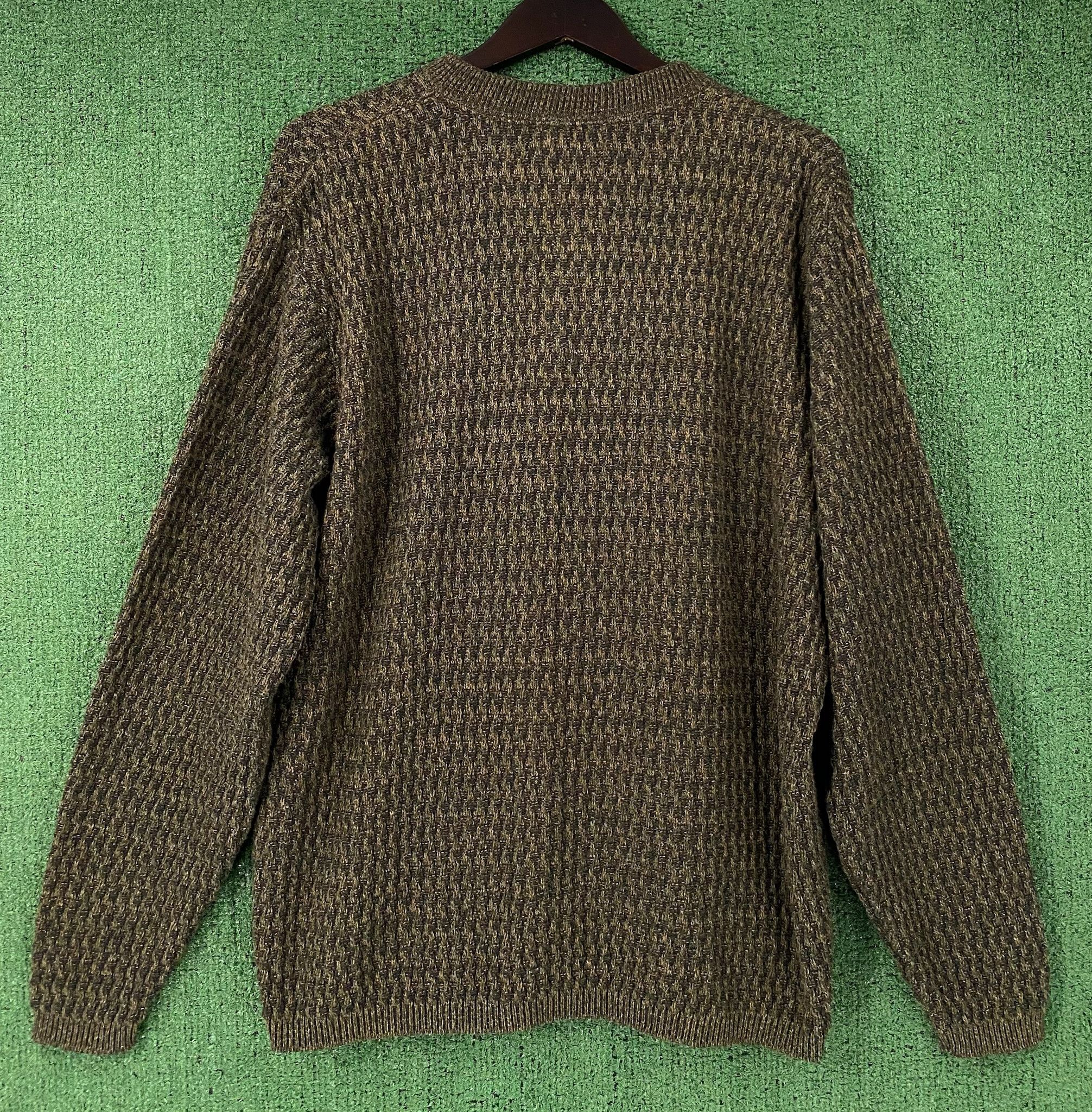 Bill Blass New Vintage Bill Blass Henley Patterned Knit Sweater XL Size US XL / EU 56 / 4 - 5 Thumbnail