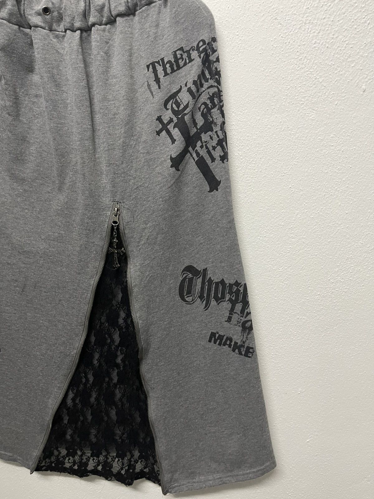If Six Was Nine × Japanese Brand × Seditionaries 2000s IFSIXWASNINE STYLE CROSS DESIGN MIDI SKIRT DIG DEEP Size 26" / US 2 / IT 38 - 4 Thumbnail