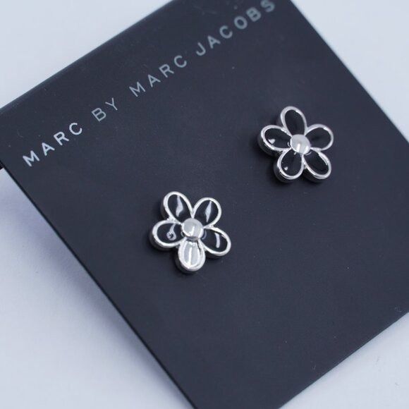Marc Jacobs New Marc Jacobs M3PE 639 Earrings, Lowest price! Size ONE SIZE - 3 Thumbnail