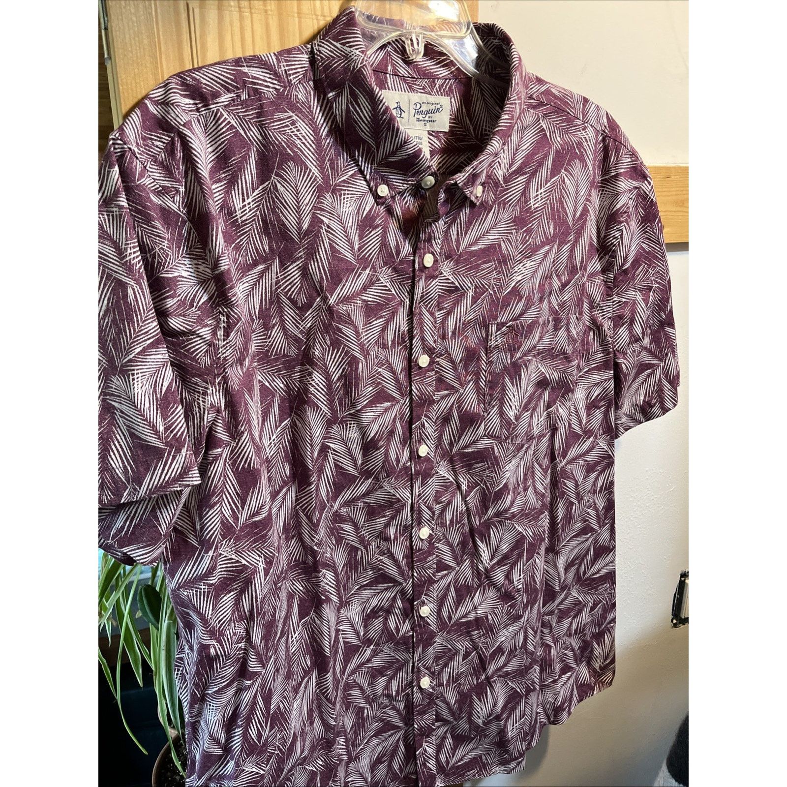 Other Penguin Munsingwear VTG Shirt Men XXL Red Palm Floral Button Size US XXL / EU 58 / 5 - 2 Thumbnail