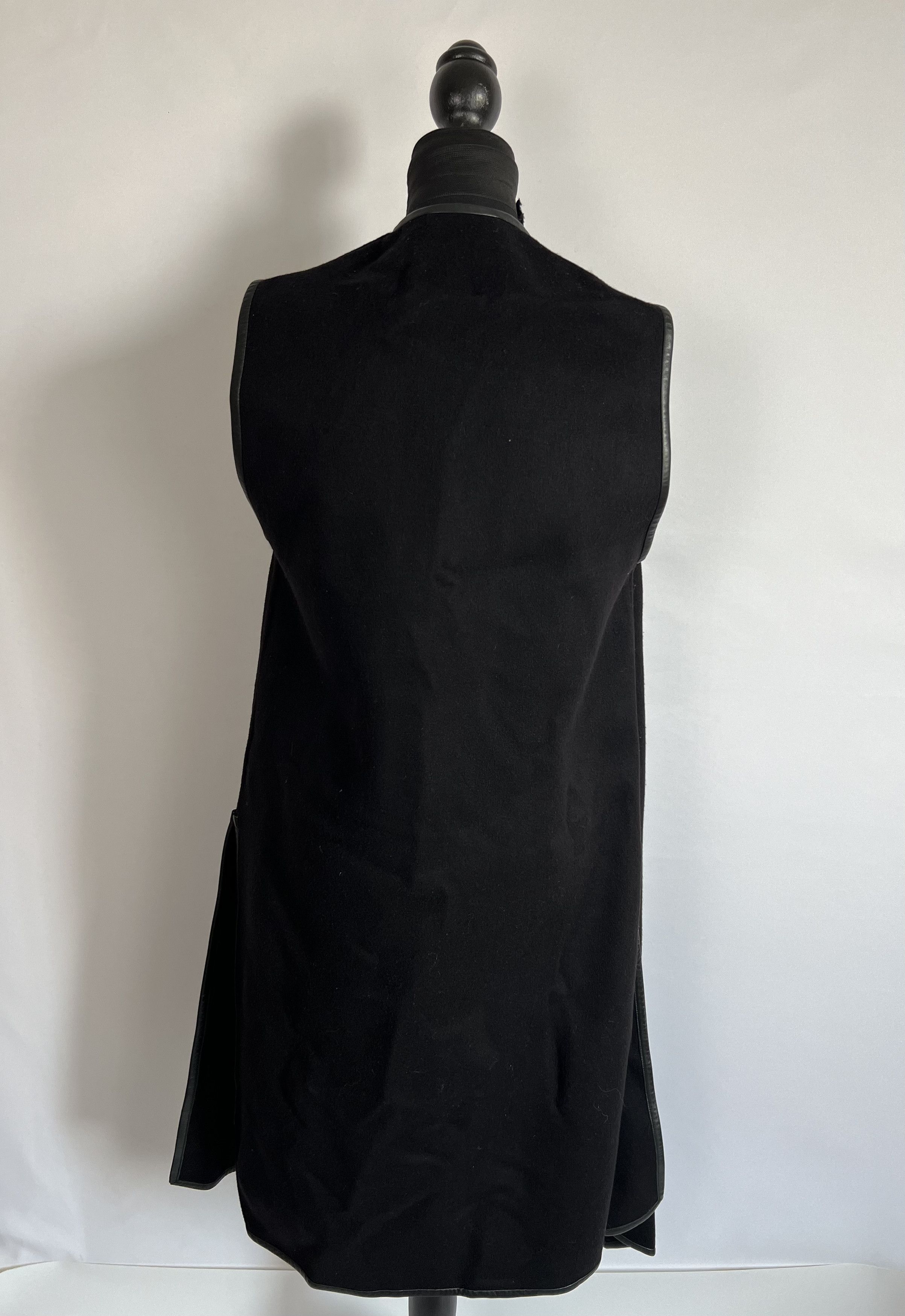 Salvatore Ferragamo salvatore ferragamo poncho RTW Fall 2014 wool Size XS / US 0-2 / IT 36-38 - 7 Thumbnail