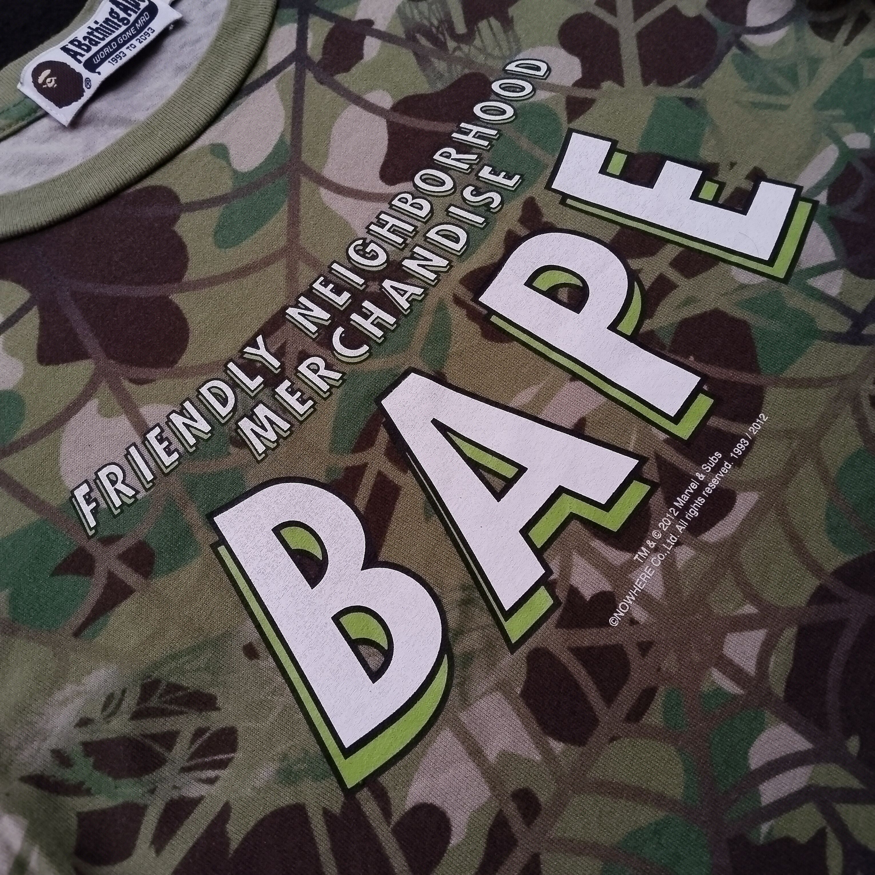 Bape 2012 Bape x Marvel Spiderman Tee Size S / US 4 / IT 40 - 2 Thumbnail