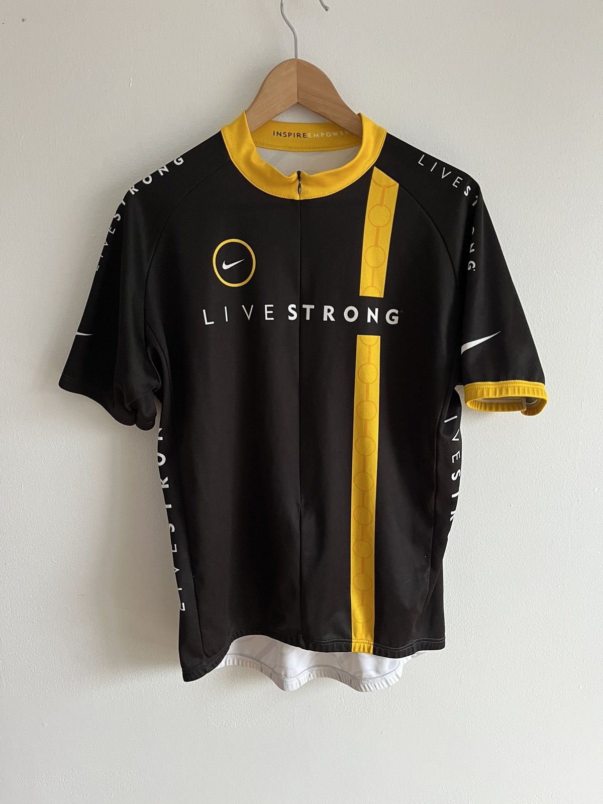 Nike Nike Cycling Jersey Live Strong Yellow & Black Size US XL / EU 56 / 4 - 1 Thumbnail